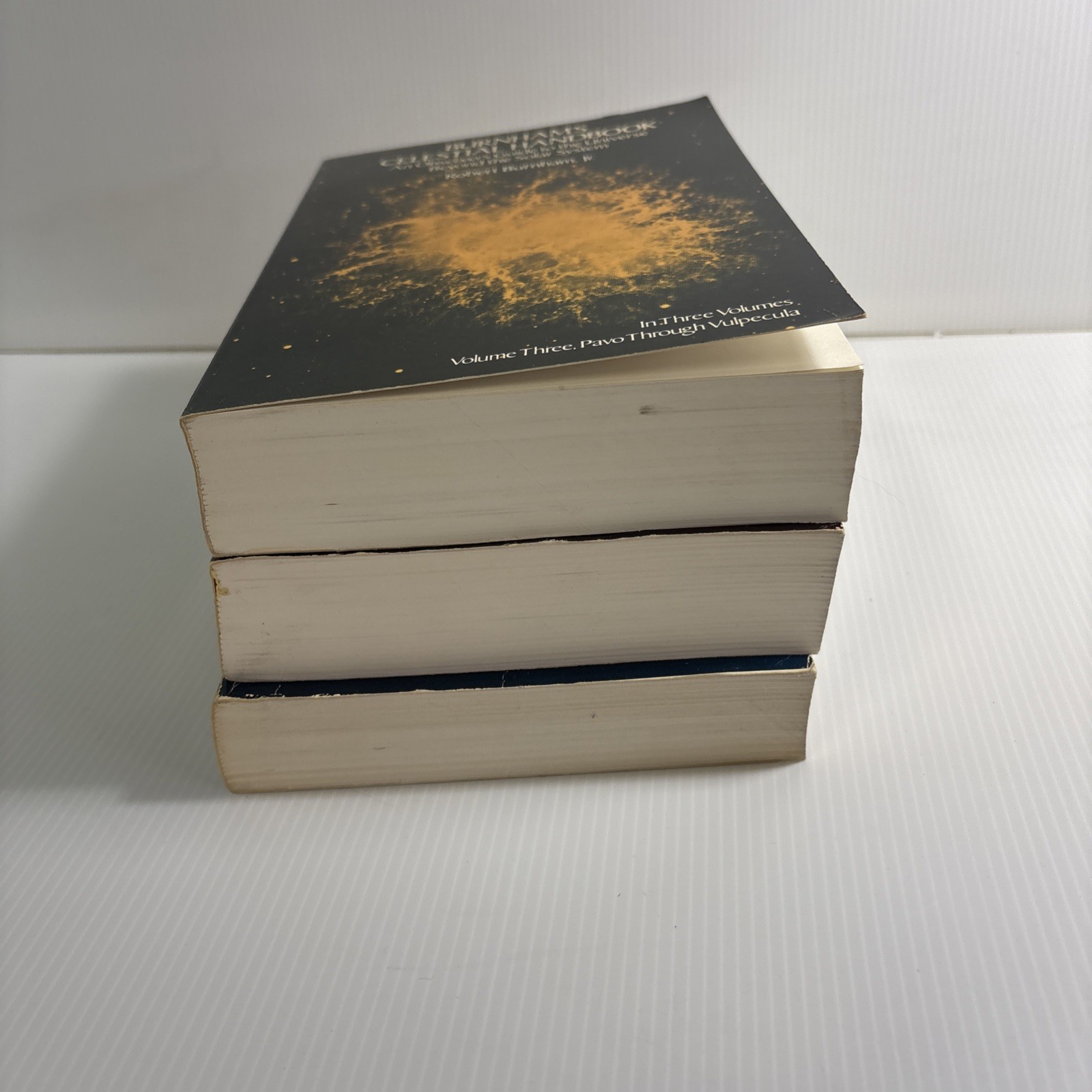 Burnham s Celestial Handbook, Vol 1-3 An Observer s Guide to the Universe
