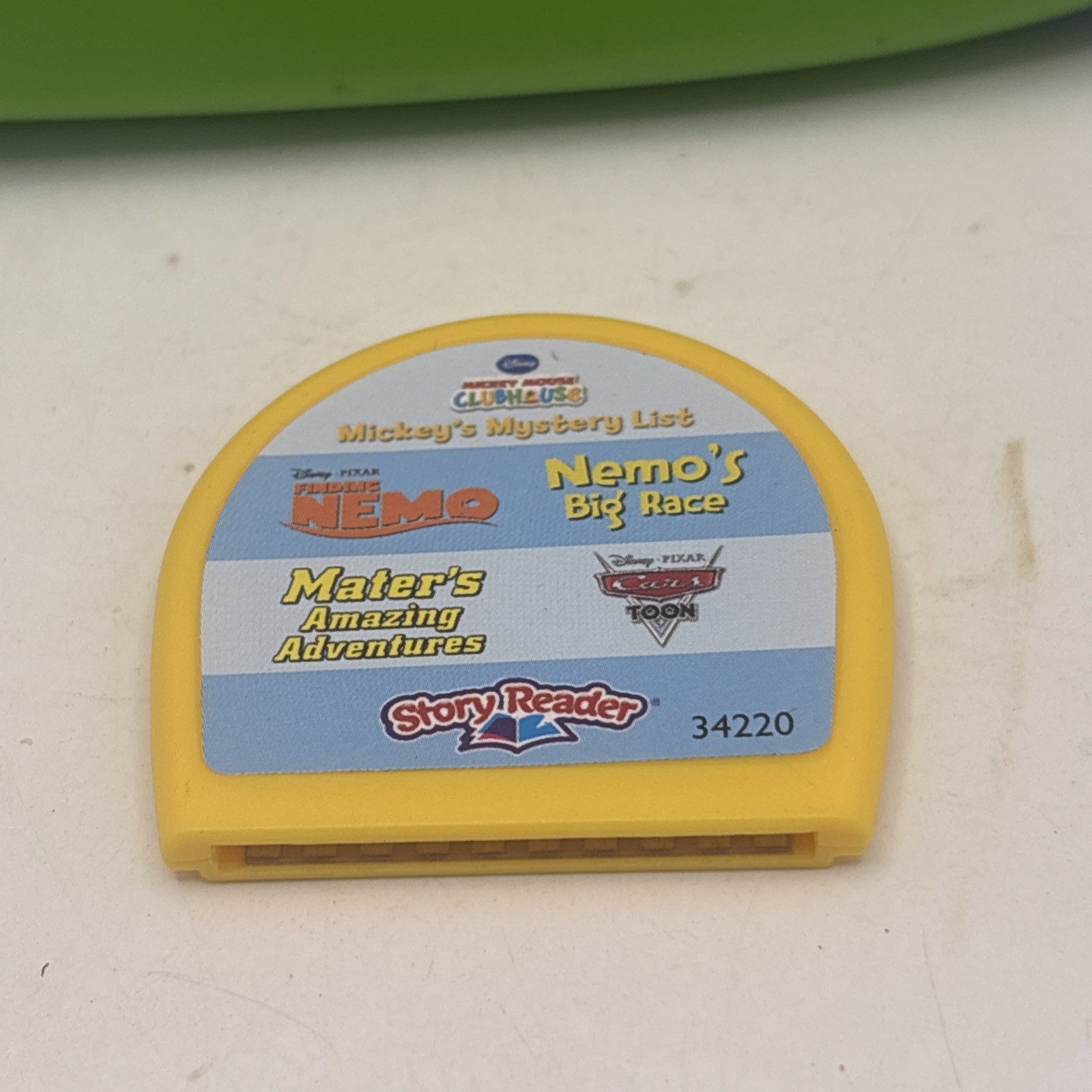 VINTAGE ELECTRONIC STORY READER w/ Finding Nemo Book READS ALOUD TESTED & WORKS