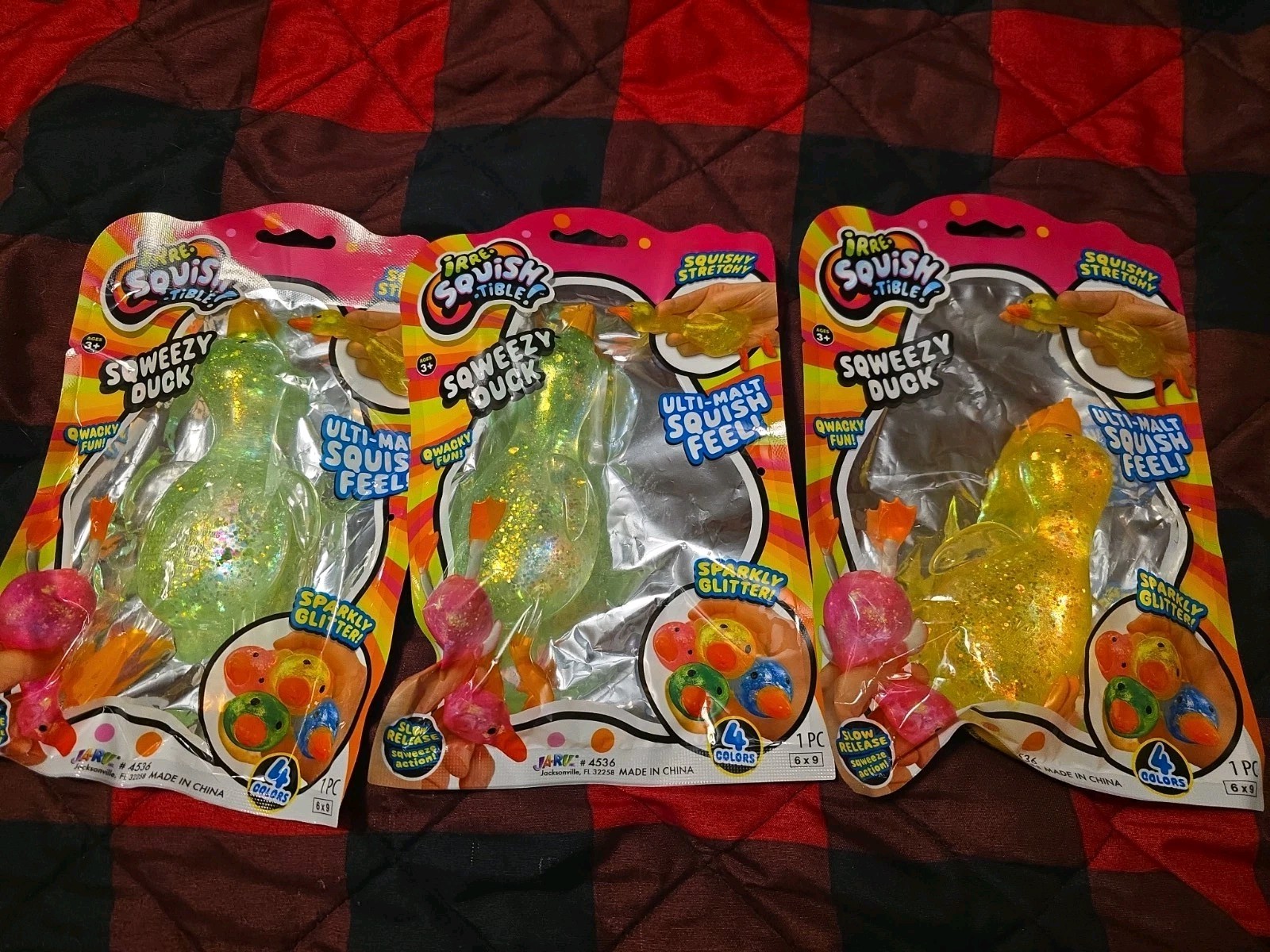 JARU Squishy Glitter Duck – 1 Yellow And 2 Green- New Lot Of 3