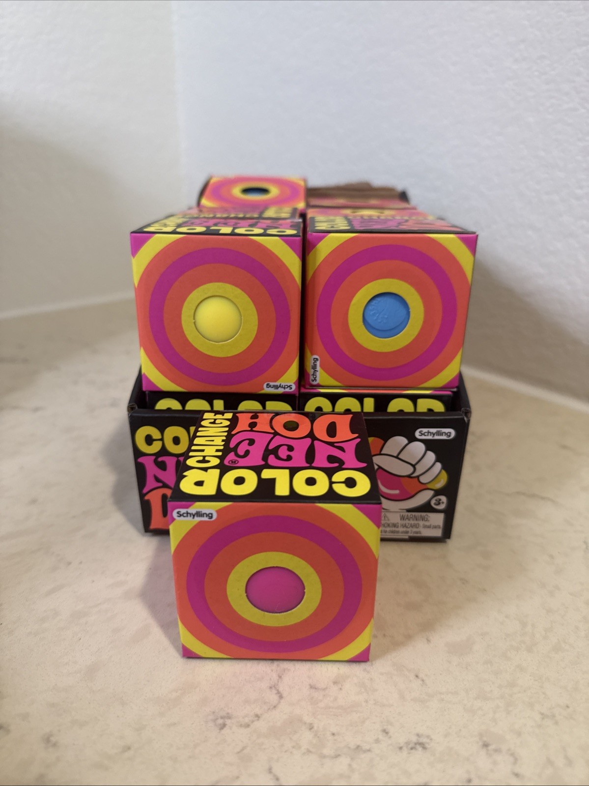 NeeDoh Color Change, Fast shipping, New And Sealed Box! Pick your color! Single
