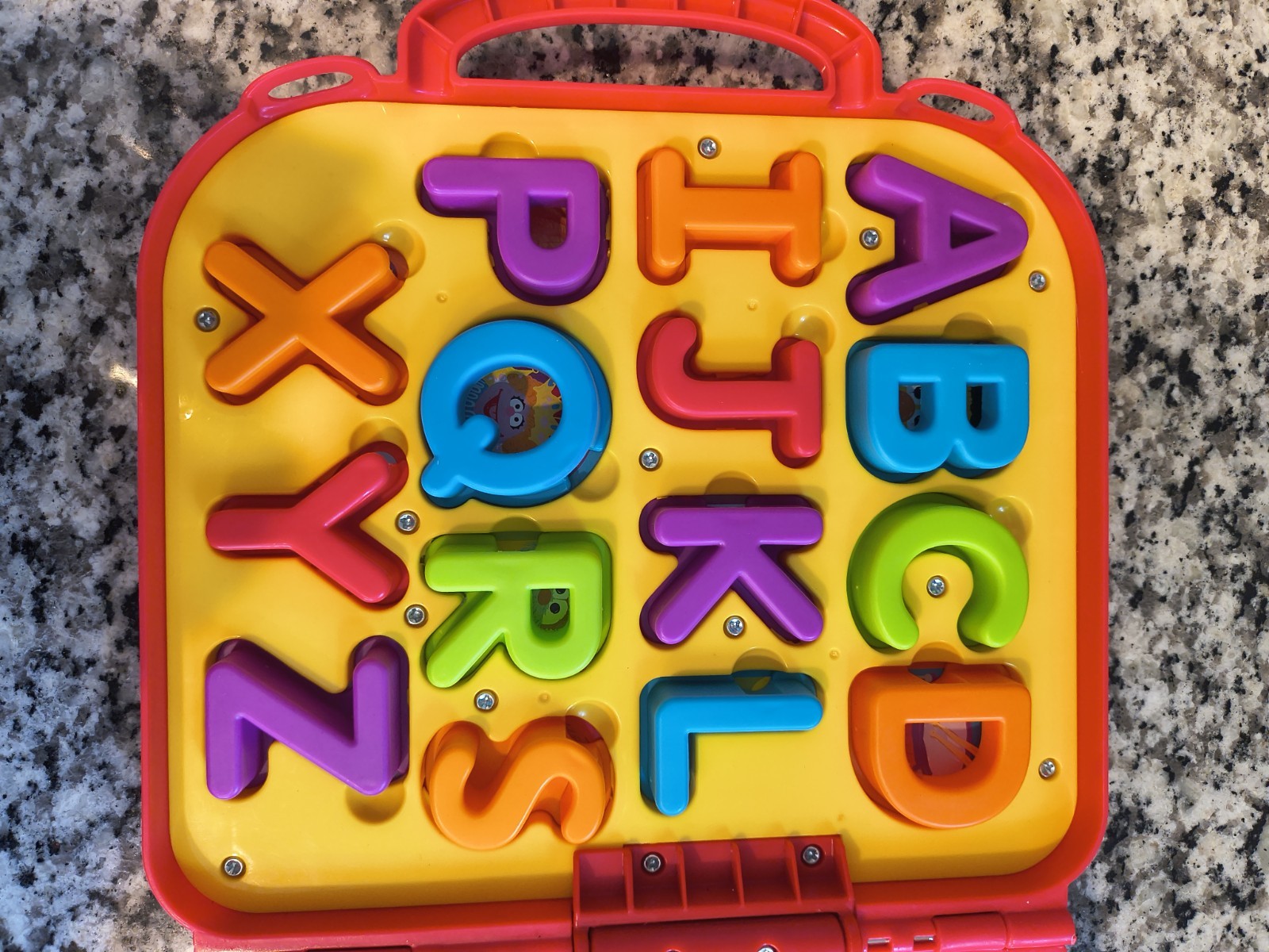 Sesame Street Learning Elmo Case ‘On The Go’ Alphabet Letters COMPLETE SET 2017