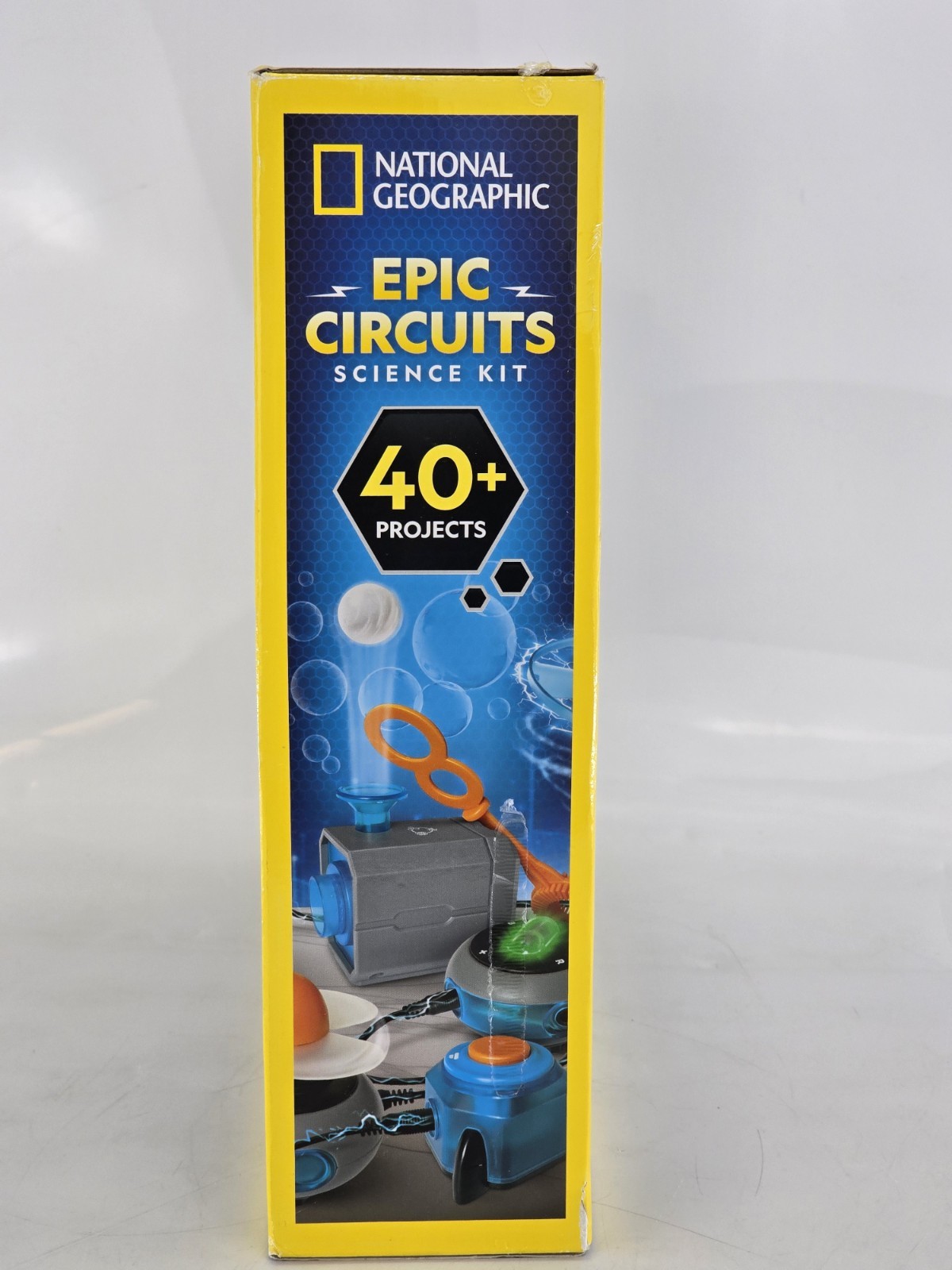 National Geographic Circuit Maker Kit – Electronics Kit for Kids W 40 Electricit