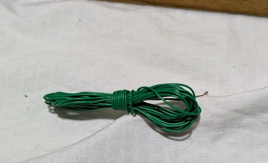 Vintage 1972 65 in 1 Science Fair Electronics Project Kit Cat. No. 28-250
