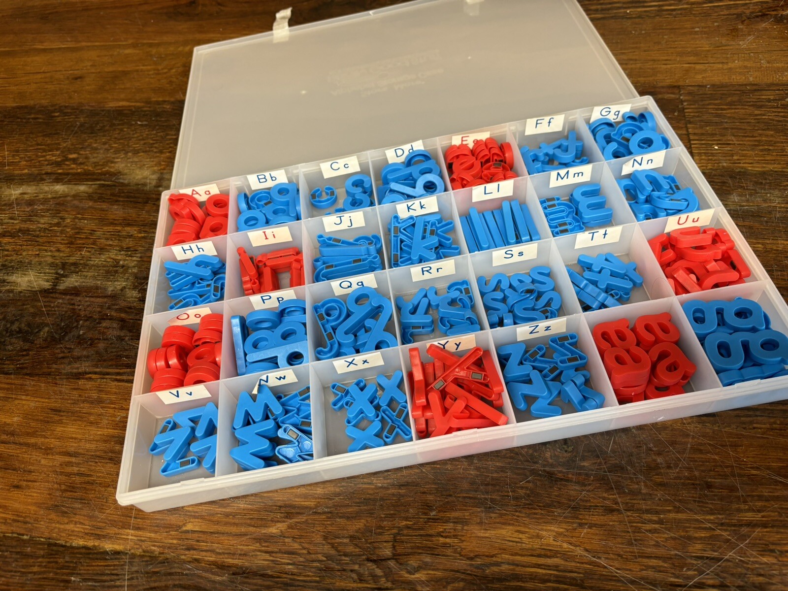 Really Good Stuff Magnetic Letter Kit with Storage Case
