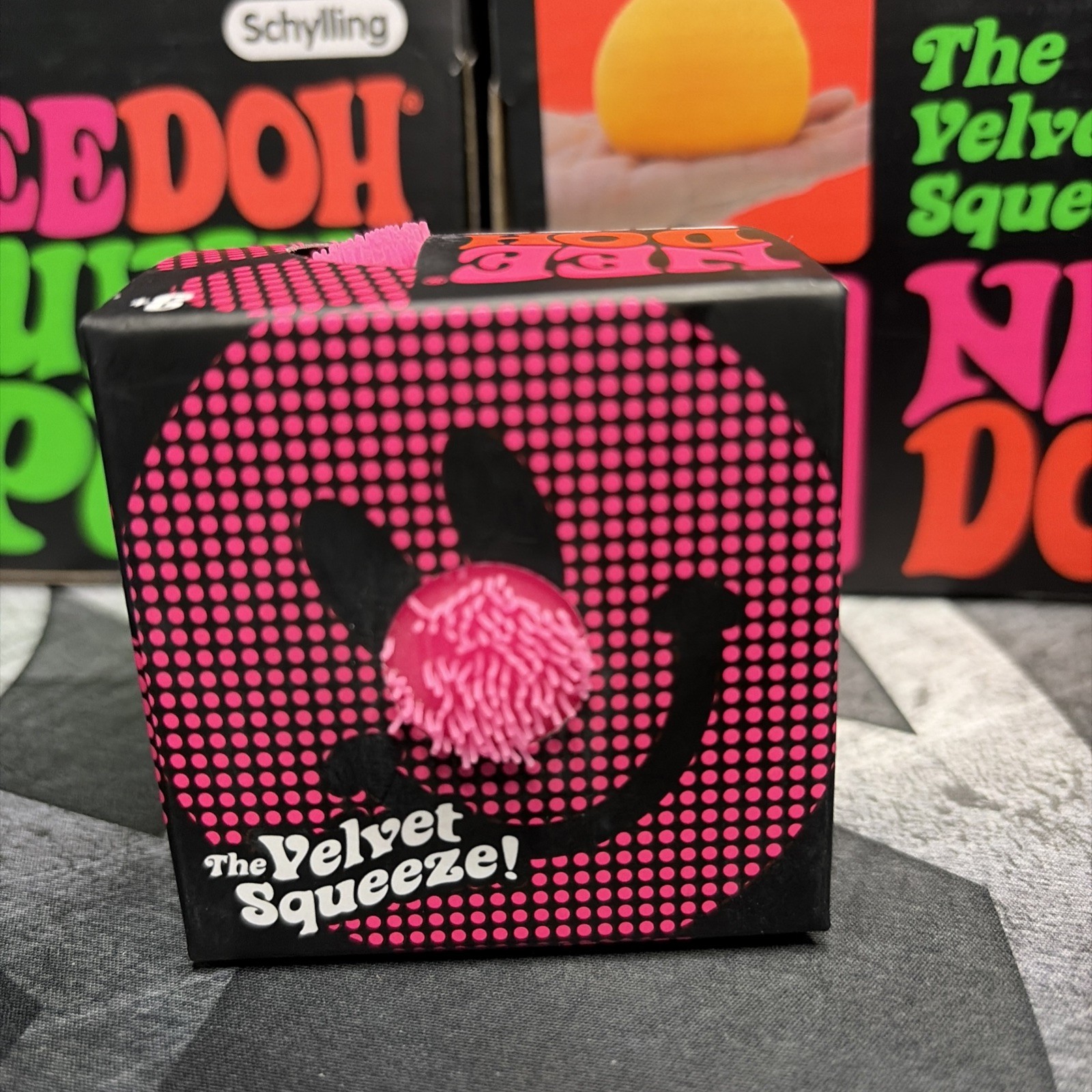 🔮🔥Genuine NeeDoh Flower Power Fuzz Ball ( Pink ) US Seller ! Same Day Ship!