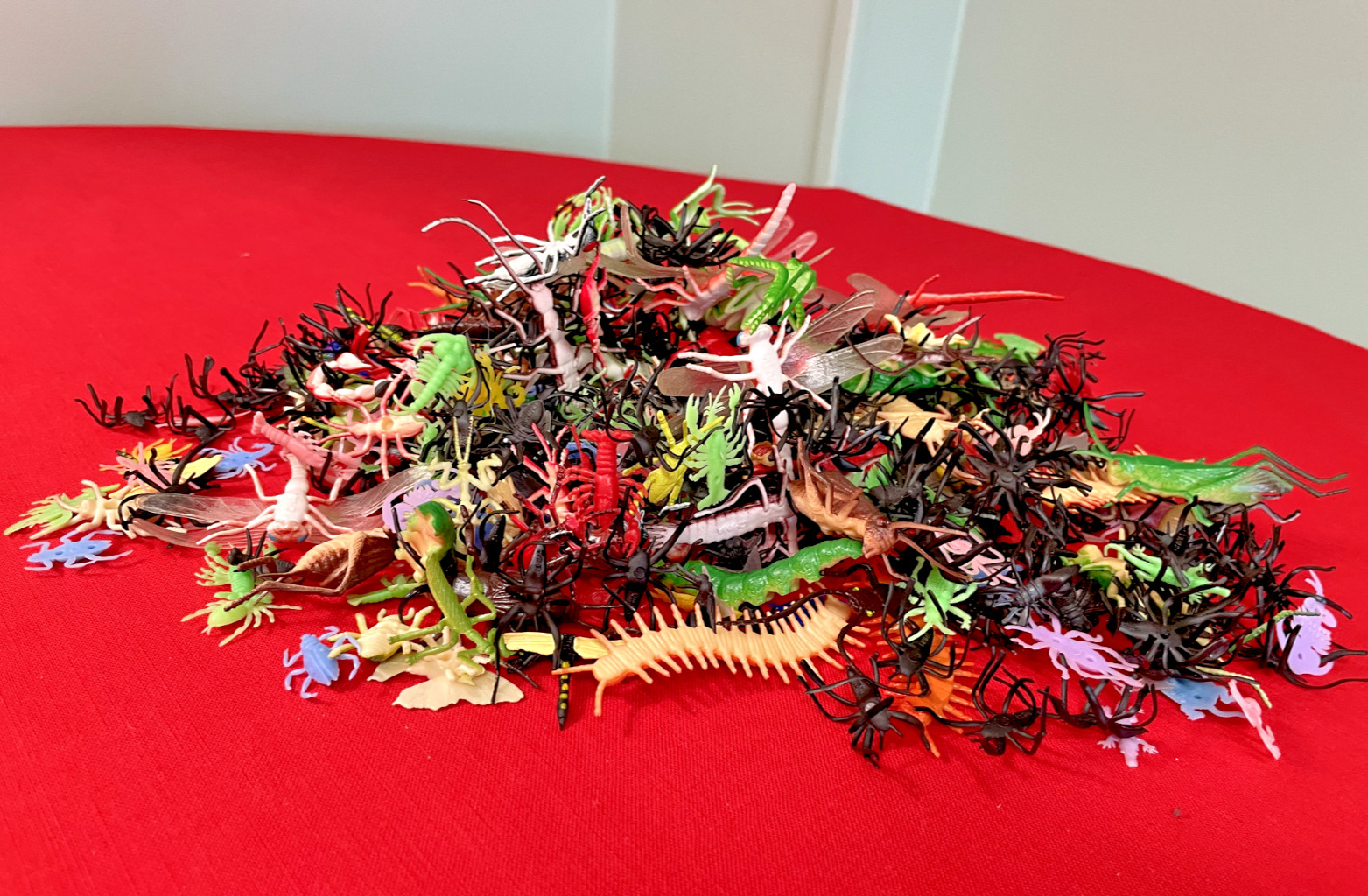 Bunch of Bugs – Assorted, Colorful, and Plastic – Over 1 Pound!