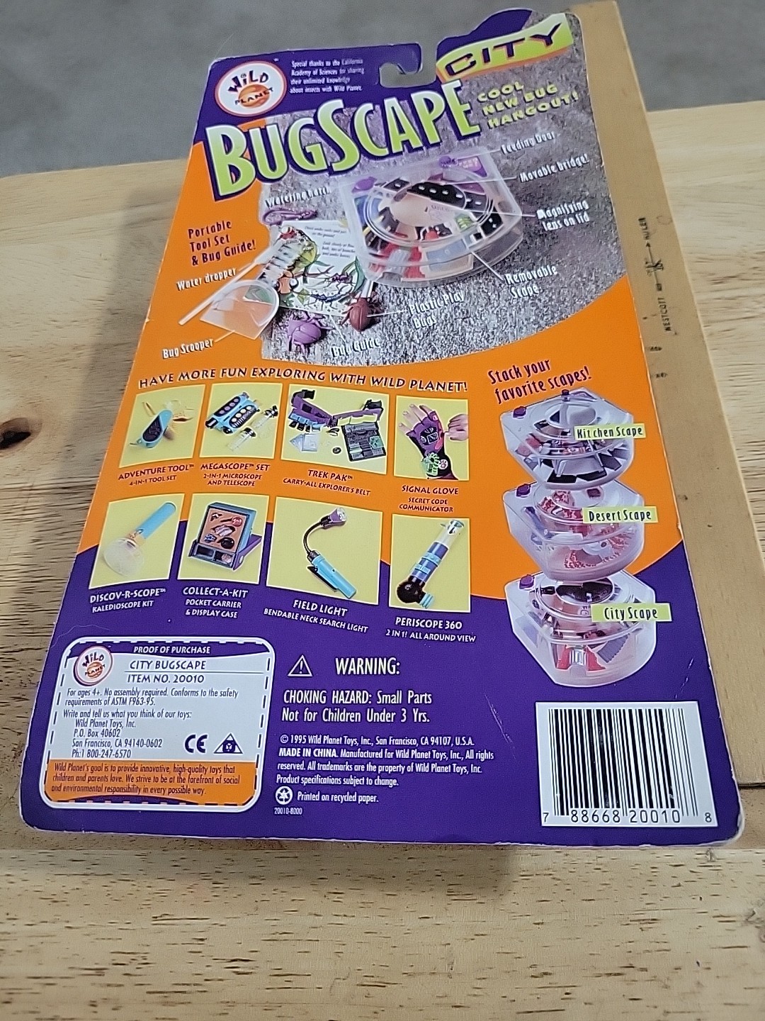 Wild Planet City Bugscape Bug Hangout Portable Tool Set & Bug Guide 1995