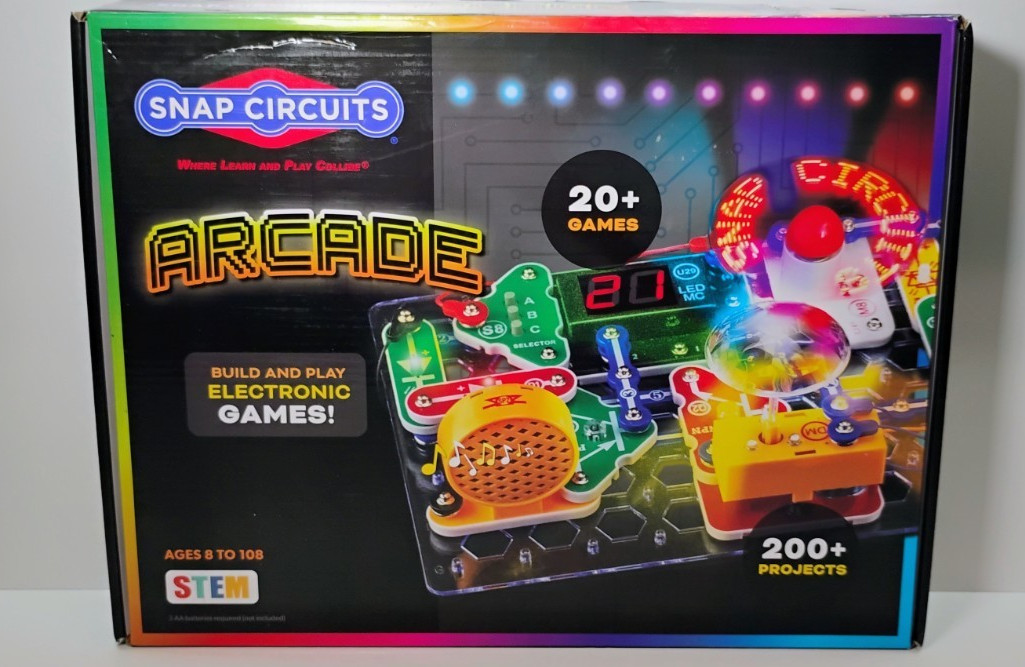 Elenco Snap Circuits Arcade 200+ Projects Programmable NEW UNUSED Open Box STEM