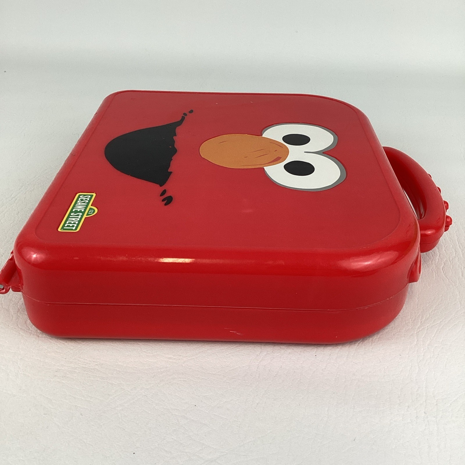 Sesame Street Elmo On The Go Letters Take Along Case Alphabet Learning Toy 2014