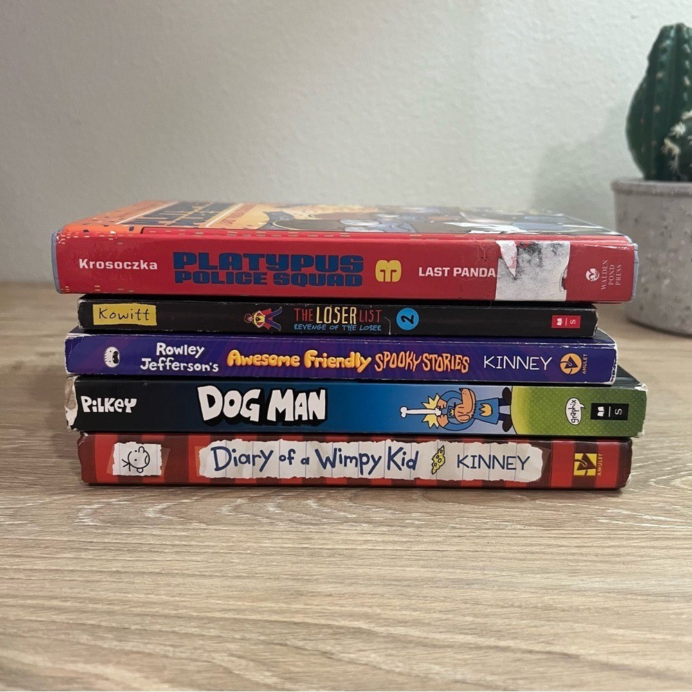 Boys Graphic Novel Book Lot Dog Man Wimpy Kid 5 Book Set Grades 3-6