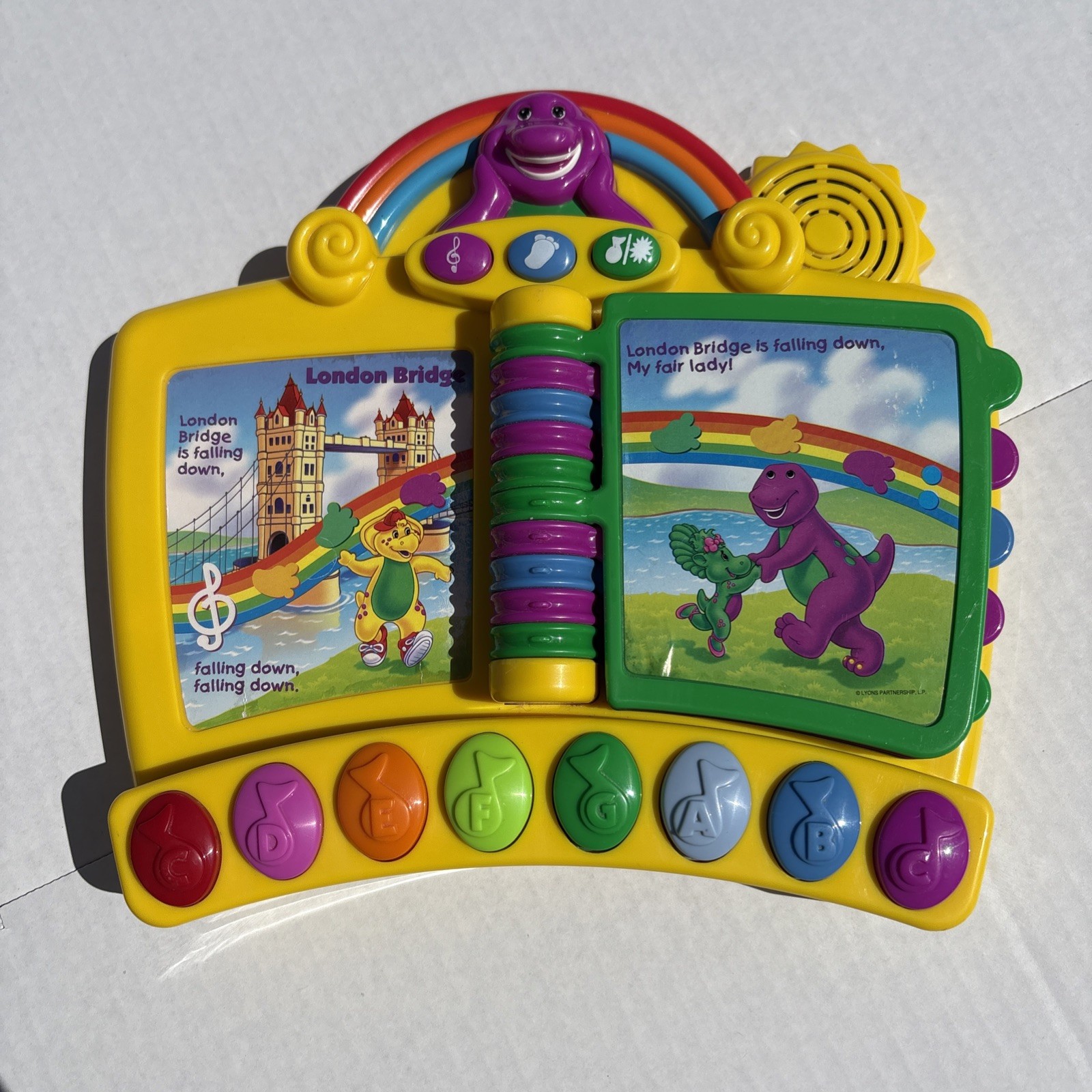 Vintage 2001 Mattel Barney Musical Nursery Rhymes Piano Book VIDEO Working Toy