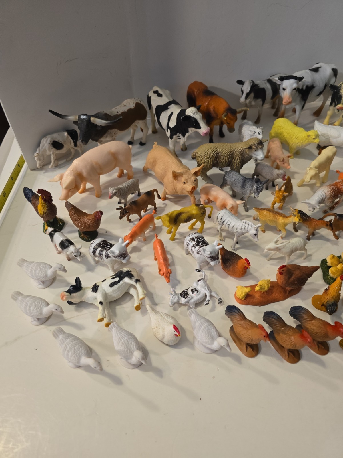 VTG Mixed Lot of PVC & Plastic Farm Animal Figures Big & Mini Cow Chicken Pigs