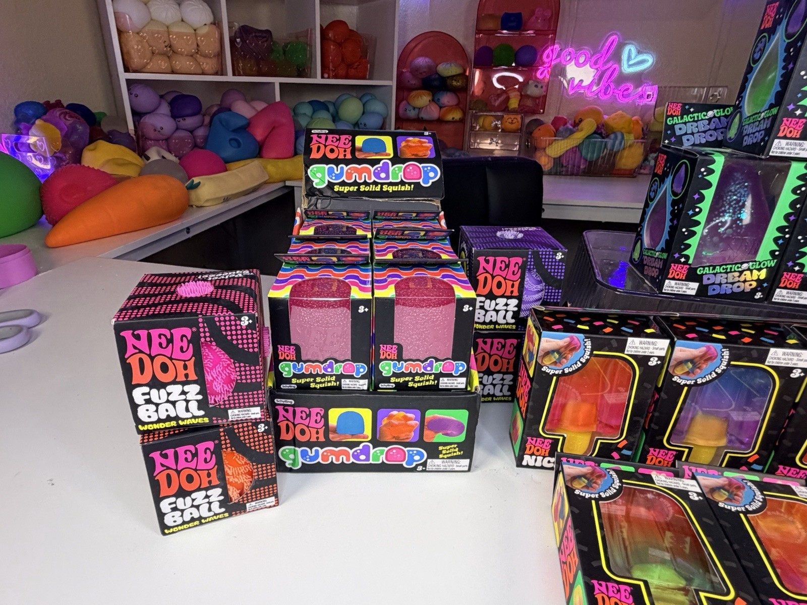 Viral Gumdrop Needoh Squishy Pink Orange Blue Purple New