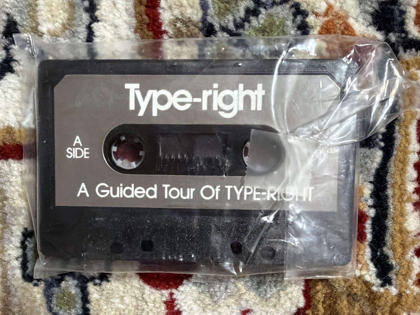 VTG 1985 VTech Type-Right Pre-Computer Typing Tutor w/ Course Book & Tape WORKS
