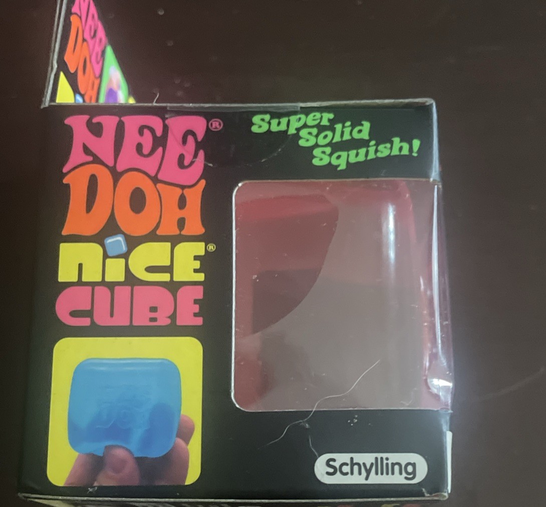 NEEDOH NICE CUBE – COLOR PINK