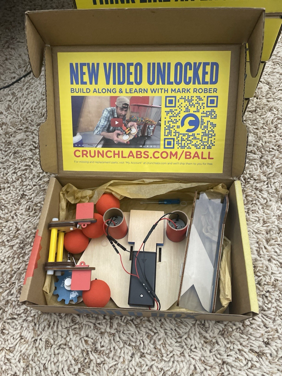 Pre-built – CrunchLabs Ball Launcher Box 18 – READ DESCRIPTION
