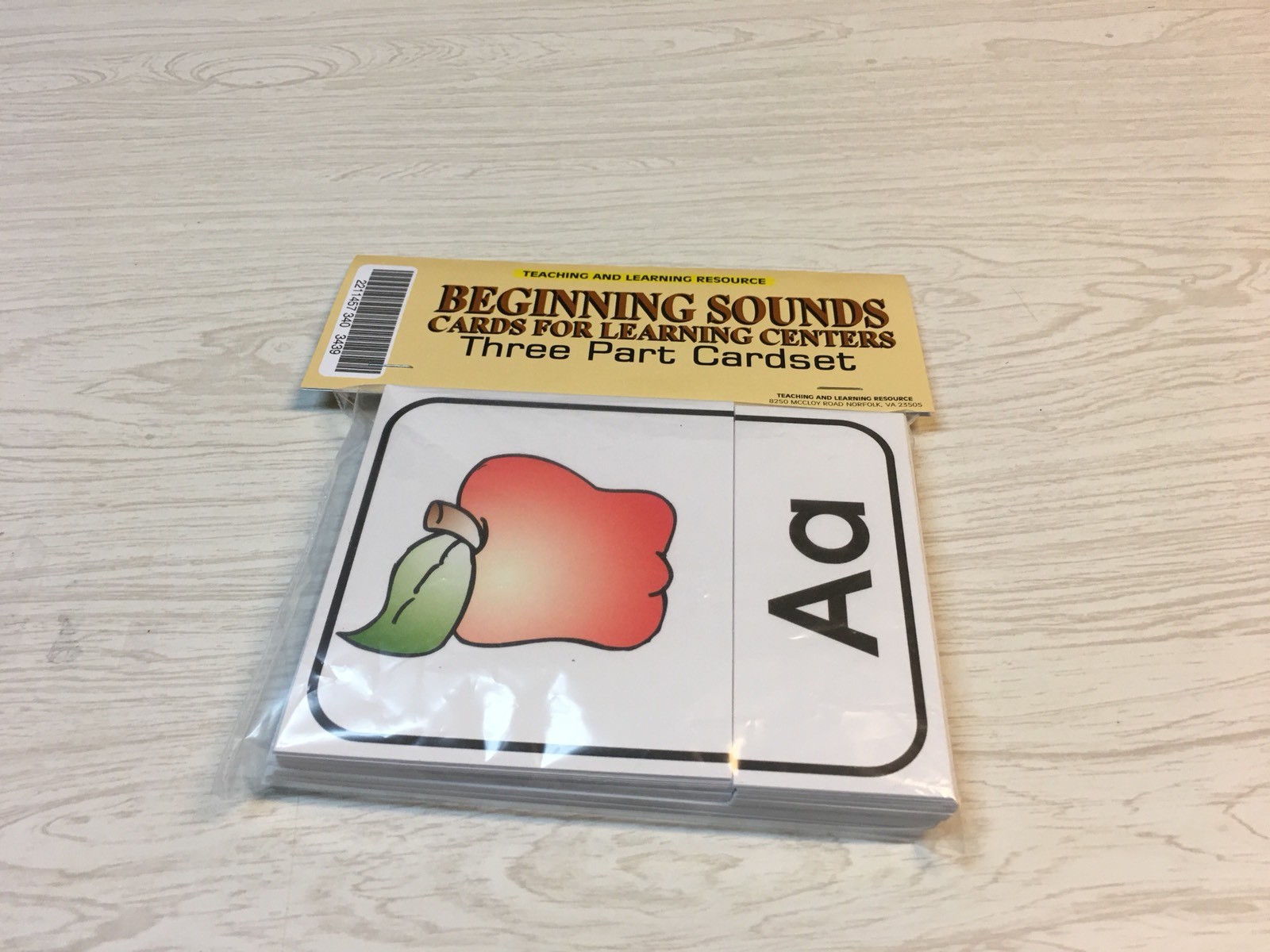 Montessori – Beginning Sound – Cards for Learning Center – Three Part Card set