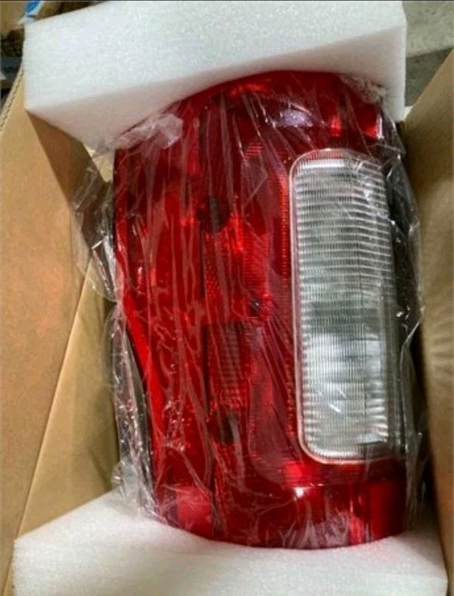 Tail Light For 2017 2018 2019 Ford F-250 F-350 Super Duty Left Side With Bulb
