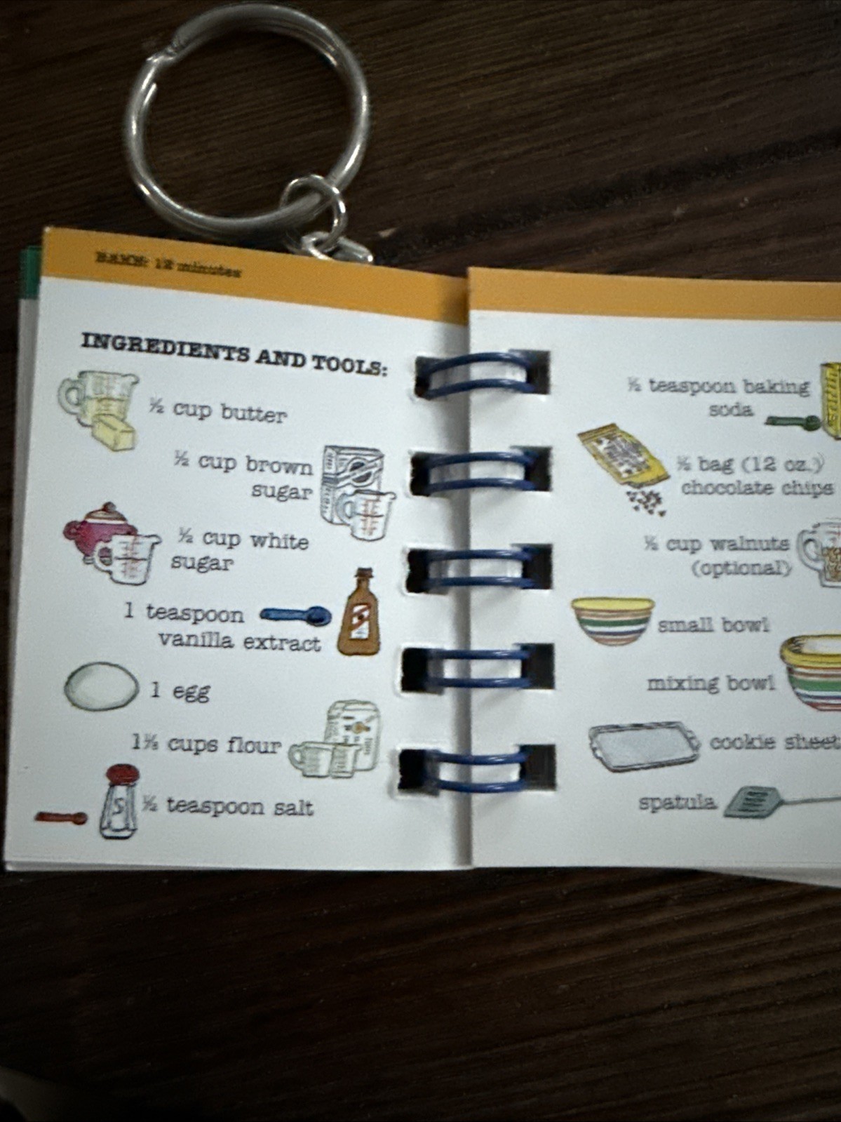 Vintage 1998 Basic Fun Klutz Mini Book Keychain Kids Cooking Book Miniature Used
