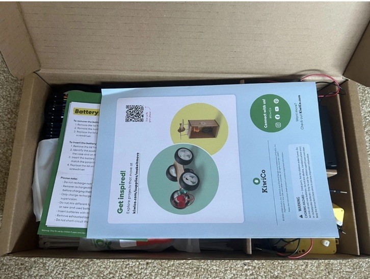 Kiwico Make It Yourself! Make-it-Move Electronics Kit- Ages 9+ Open Box