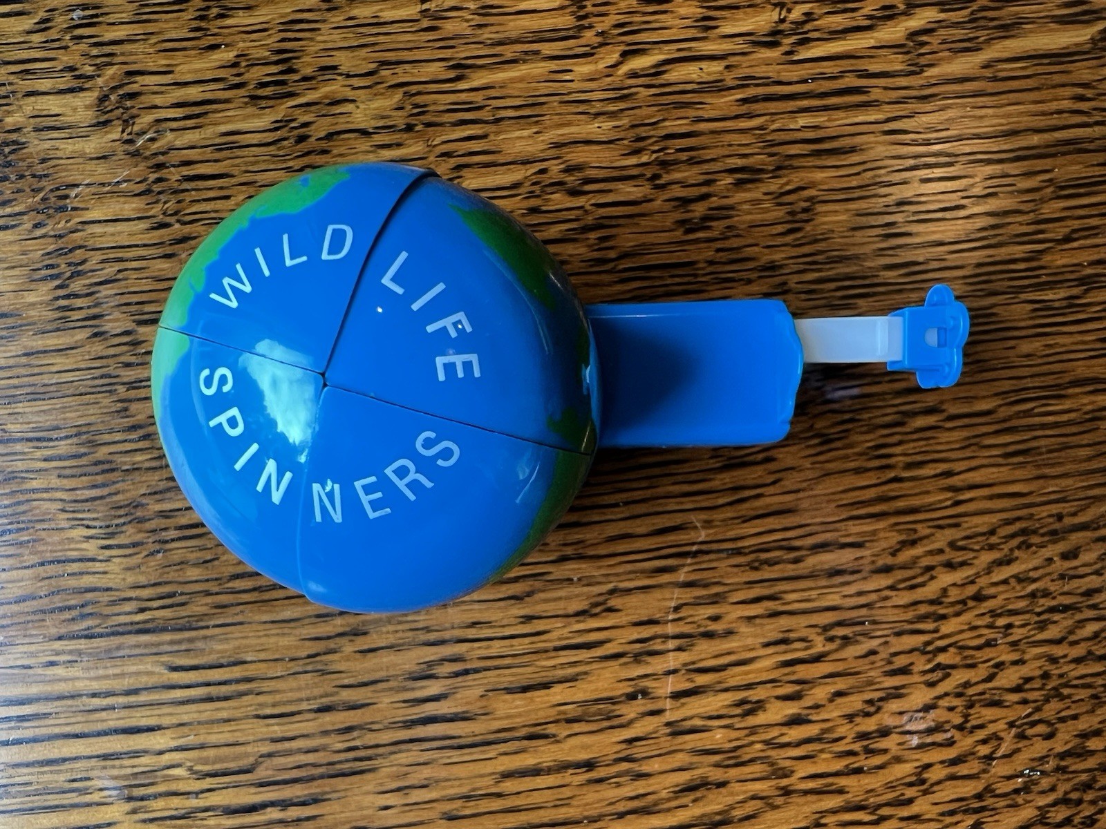 Wildlife Spinners Child’s Toy. Globe Spins Open To Reveal Polar Bear. Preowned