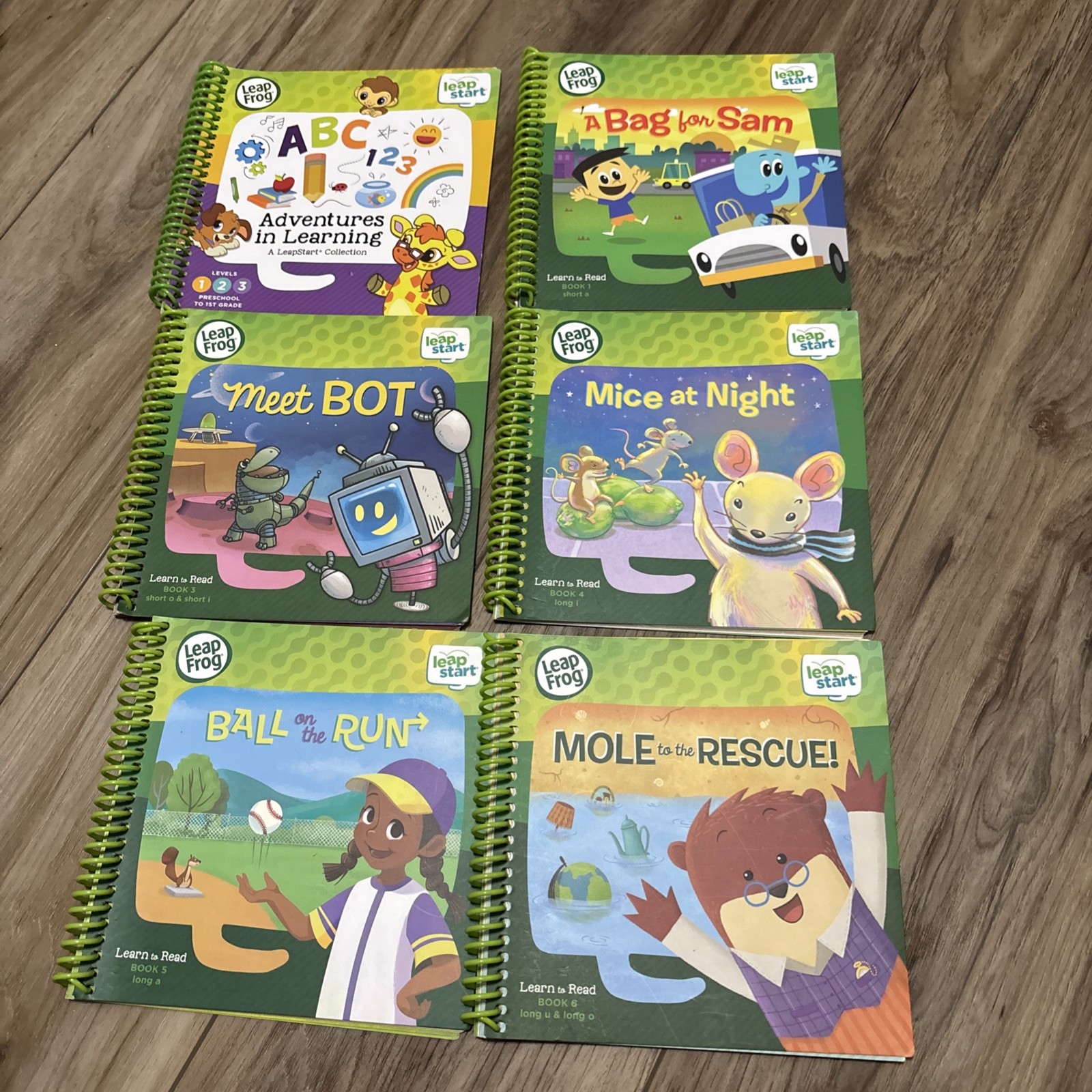 LeapFrog LeapStart Learn to Read Spiral Books Vowels