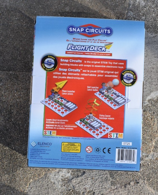 Snap Circuits Flight Deck ~ 5-in-1 Activity Kit ~ Free Shipping ~ Ages 8 and Up!