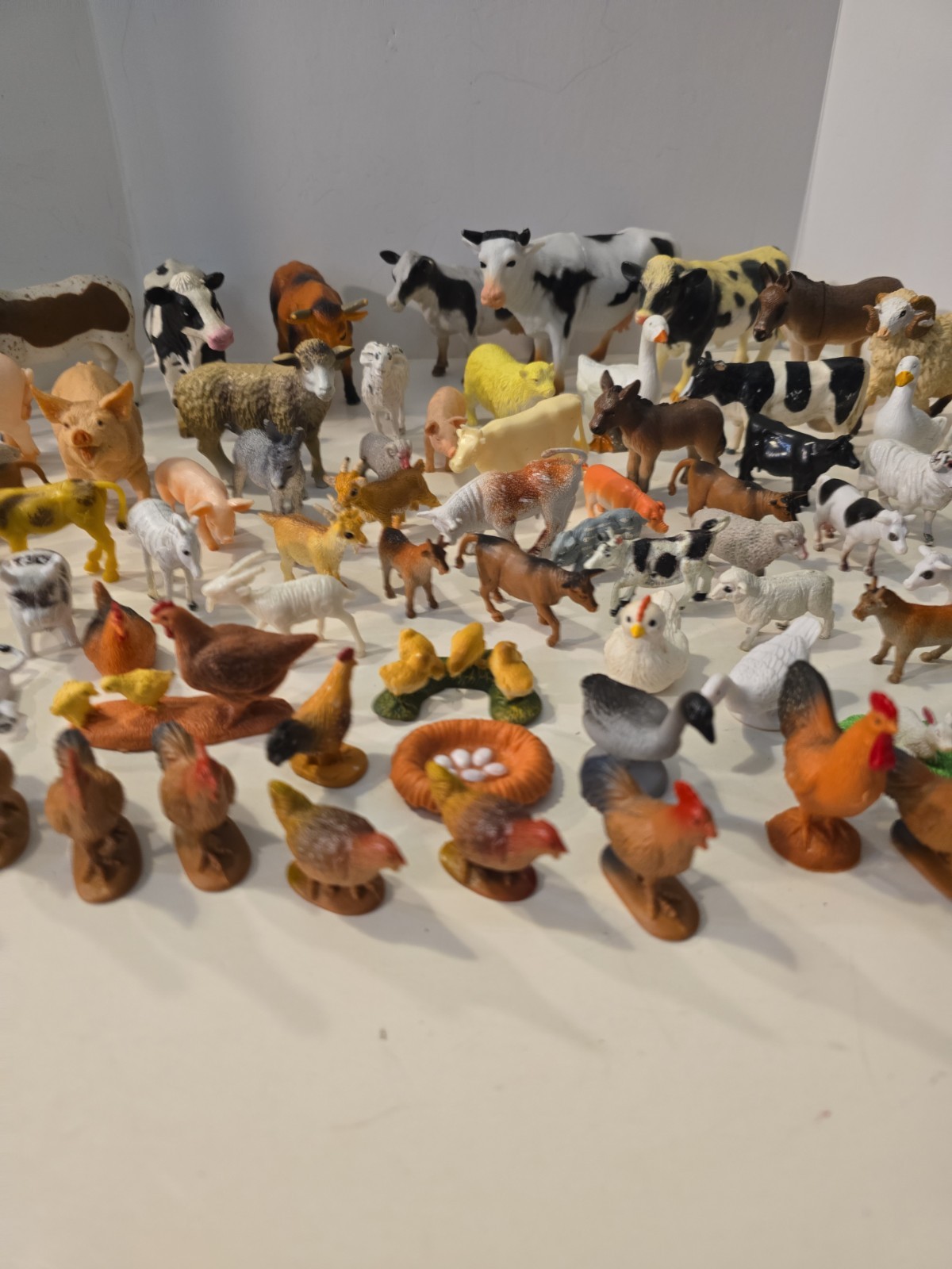 VTG Mixed Lot of PVC & Plastic Farm Animal Figures Big & Mini Cow Chicken Pigs