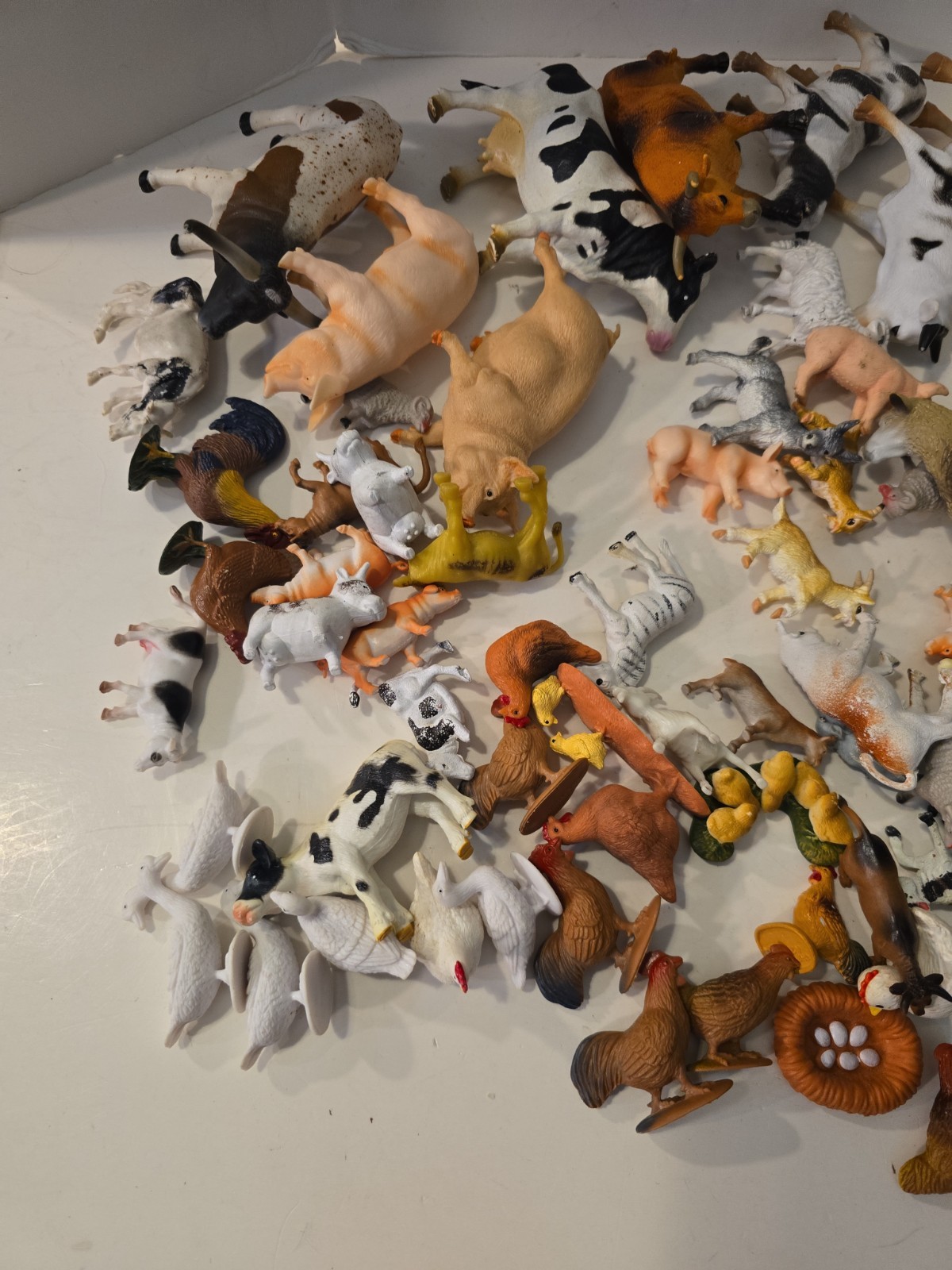 VTG Mixed Lot of PVC & Plastic Farm Animal Figures Big & Mini Cow Chicken Pigs