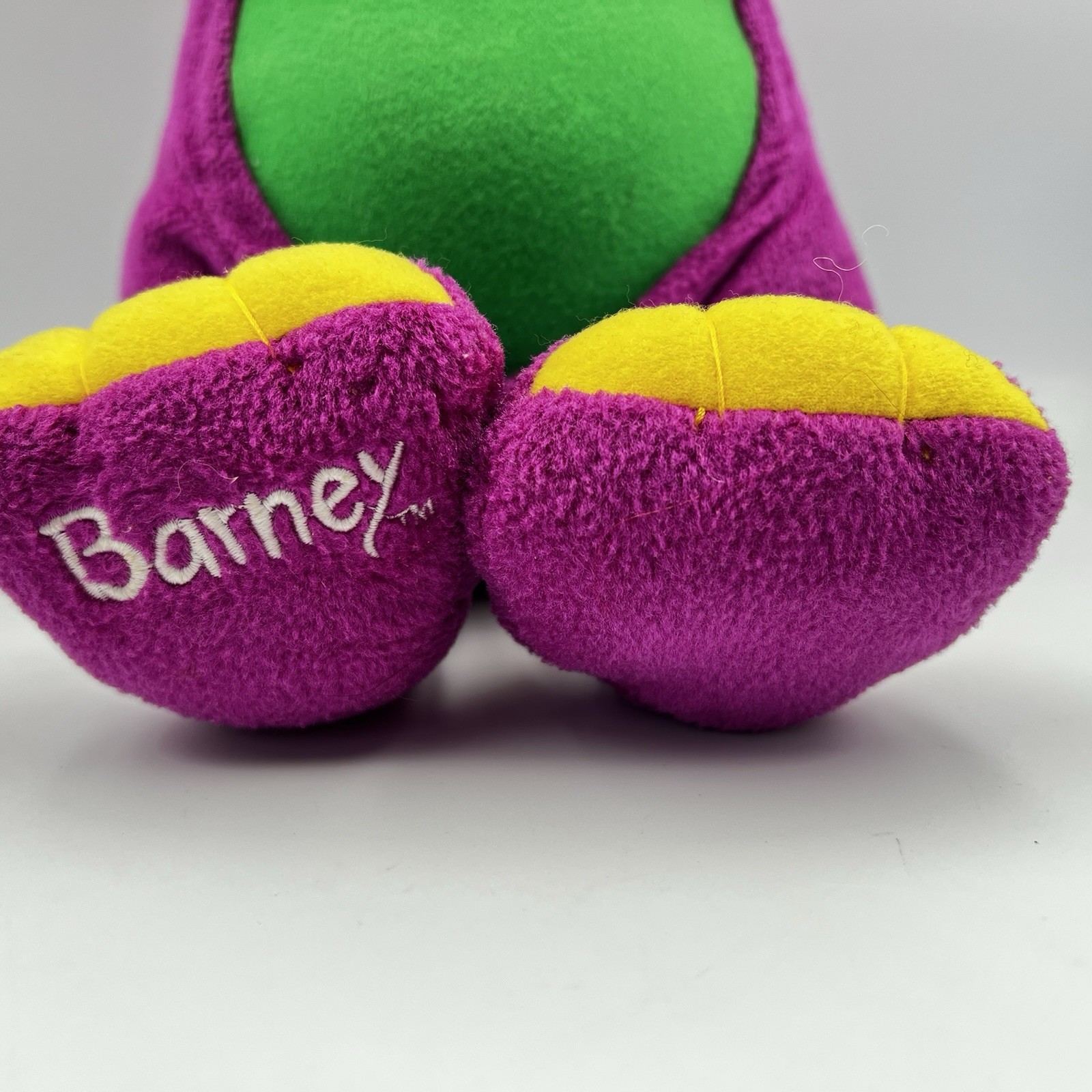 Vintage Fisher Price Mattel Barney 2001 Interactive Plush Works Talks Lights Up