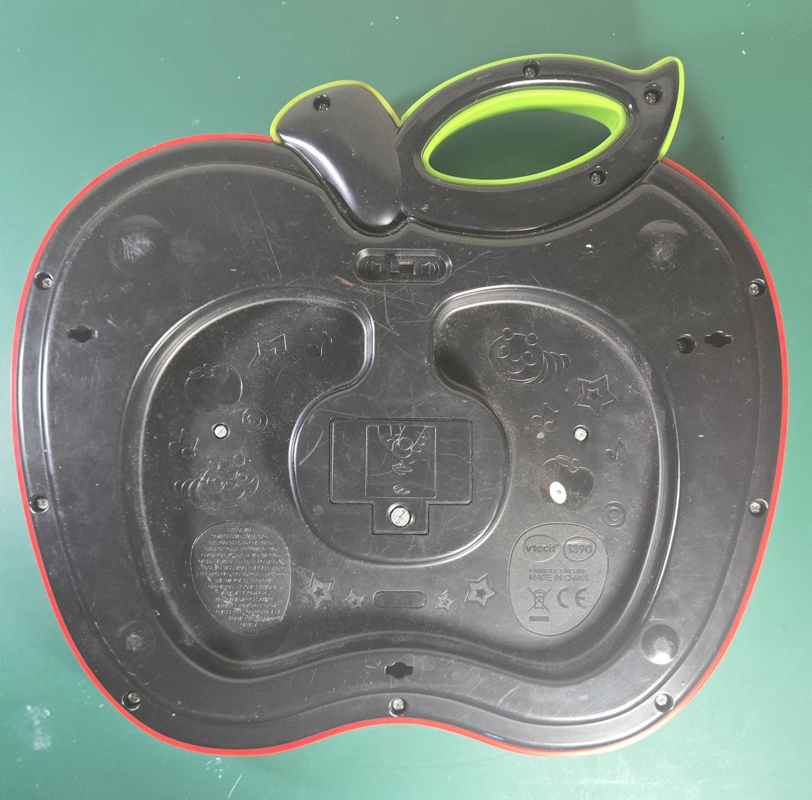 VTECH Alphabet Apple Talking Learning Toy Pre-owned