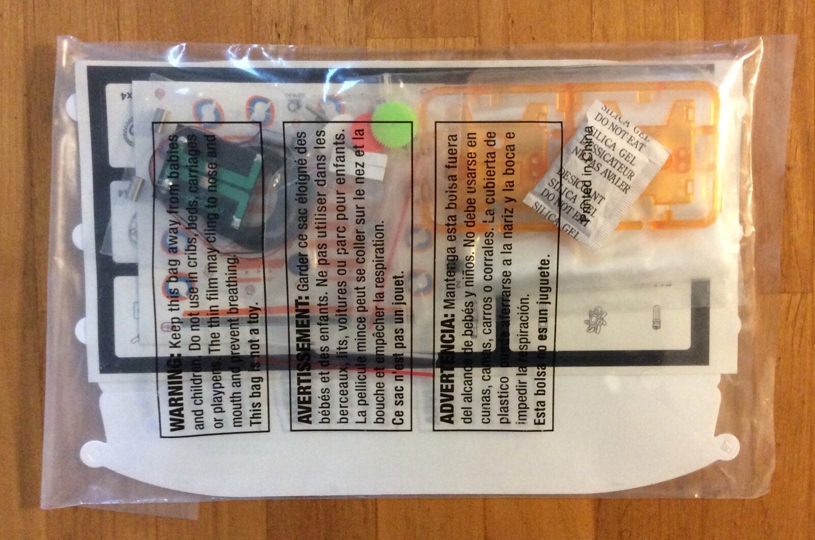 Discovery Solar Robot Creation Kit, Unopened Bags, Unassembled