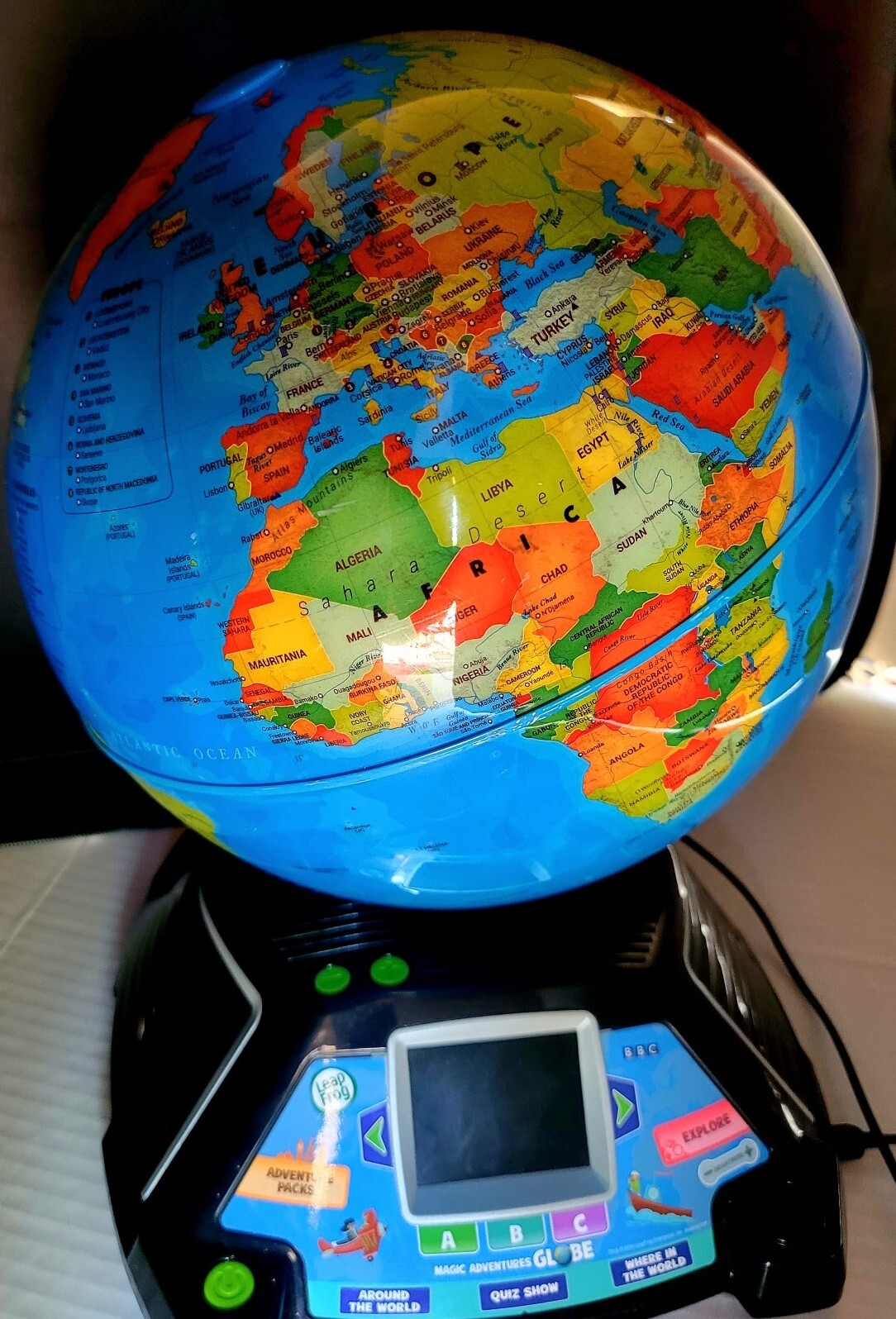 LeapFrog Magic Adventures Globe with Stylus, LCD Screen, Games & Videos