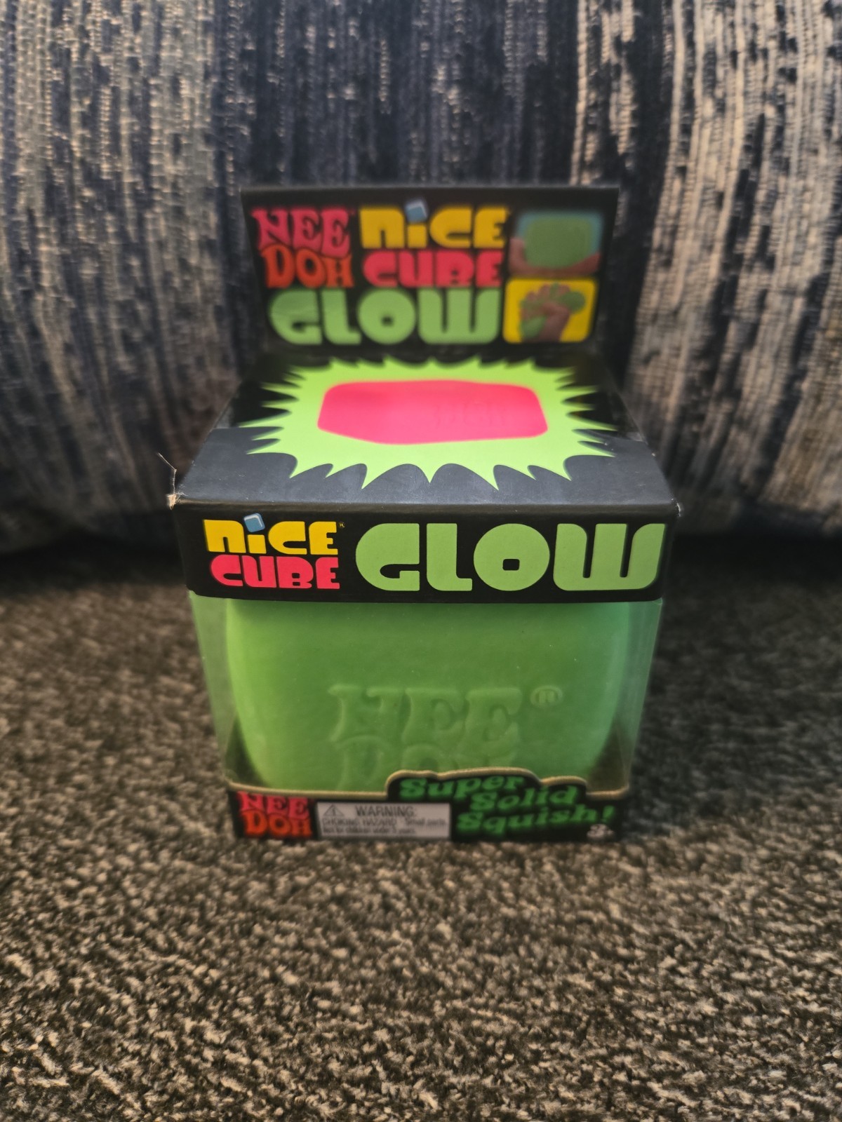Viral NeeDoh Nice Cube Glow Cube GREEN Glows in the dark