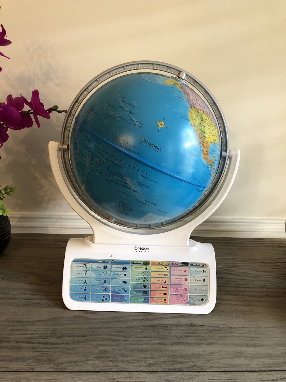 Child Globe World Edu. Explorer #113318 Physical Globe Only;No Pen No USB 13×13″