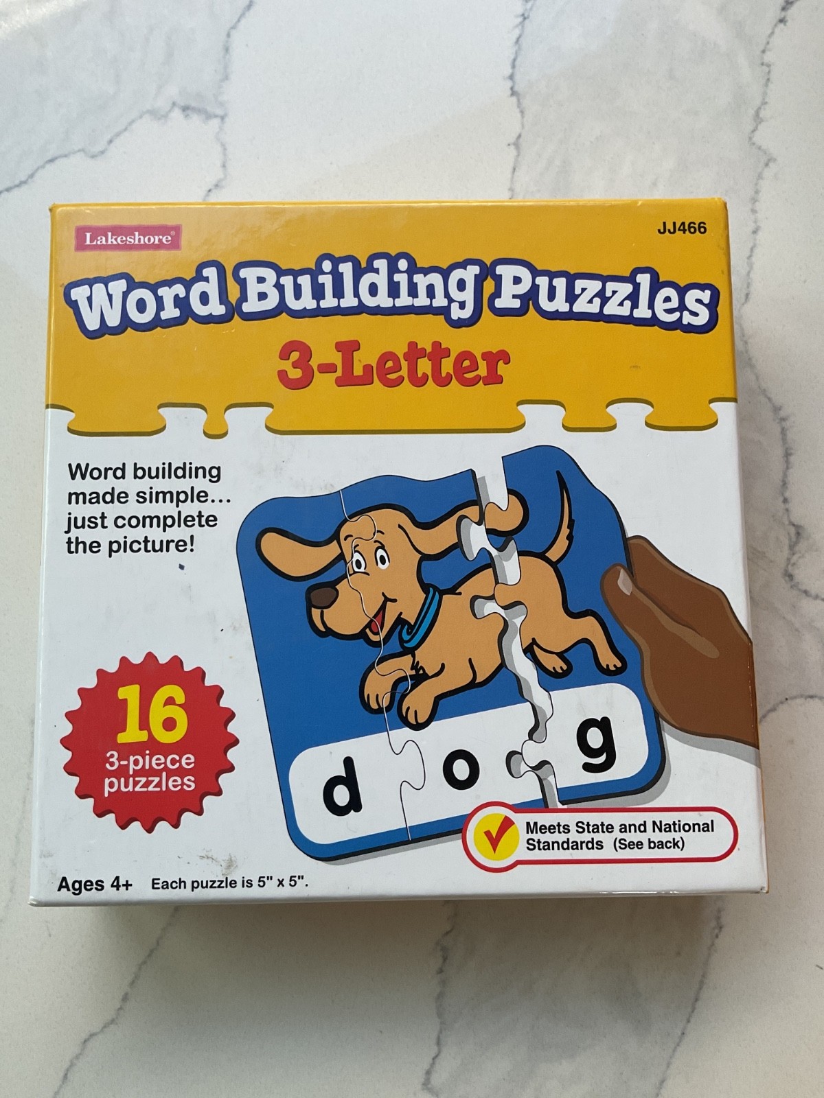 LAKESHORE JJ466 WORD BUILDING PUZZLES 3 LETTER 16 PUZZLE Complete Center Game