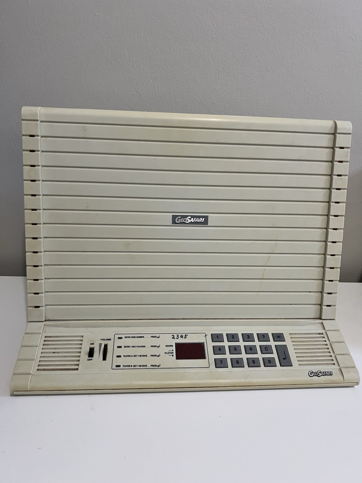 GeoSafari EI-8700 Electronic Learning Game – Working – 31 Cards Included