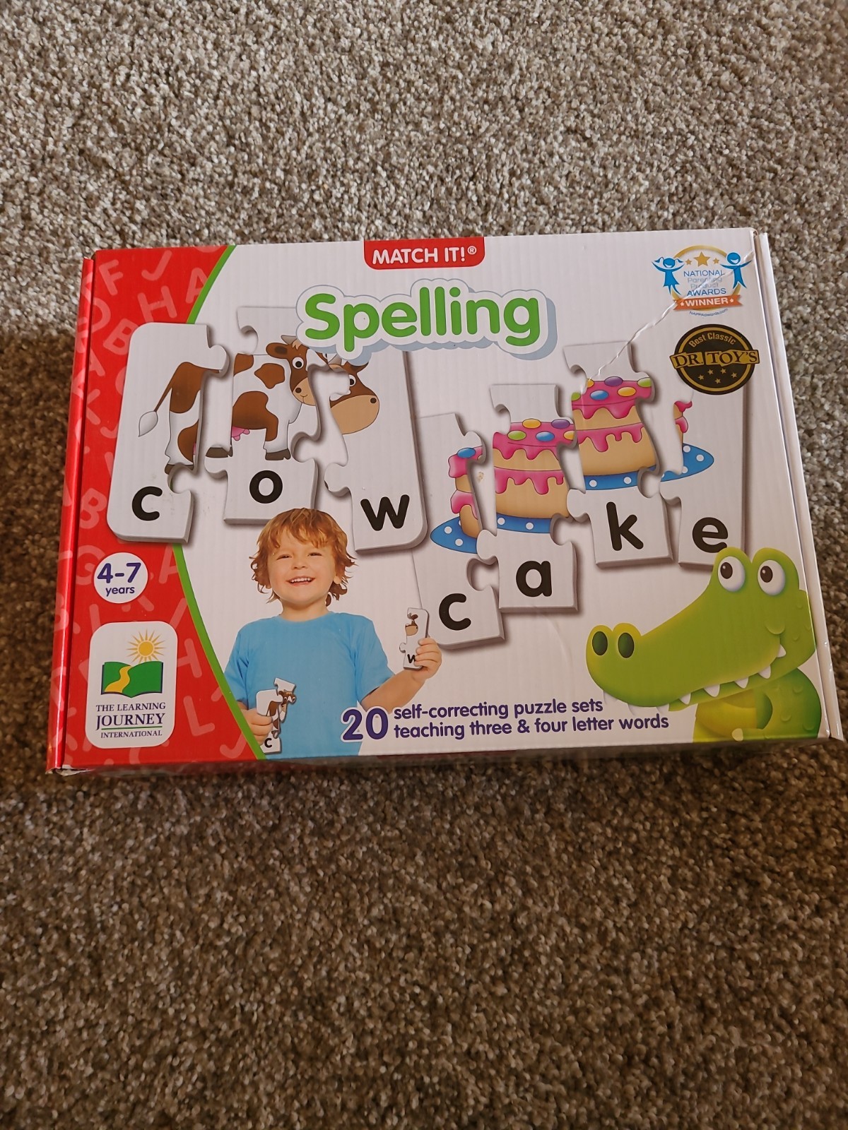 Match It! – Spelling by The Learning Journey 20 Self-Correcting Puzzle Ages 4-7