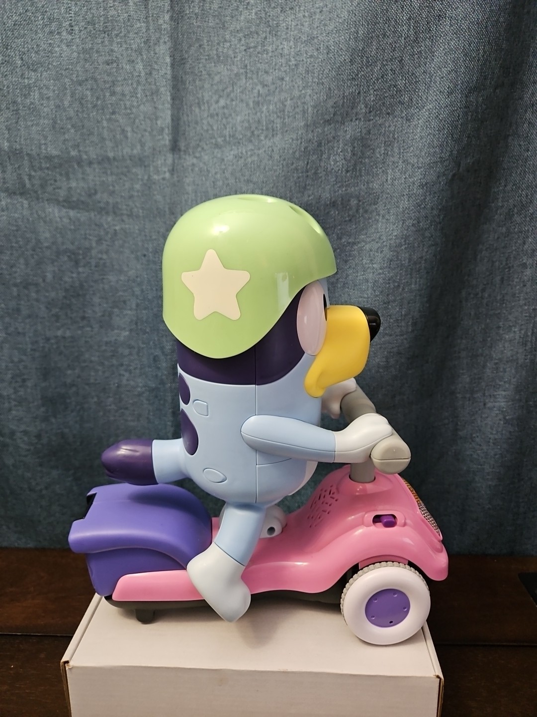 VTech Bluey Scooter Toy | Sings & Talks | Follow Me Game | Interactive Dancing