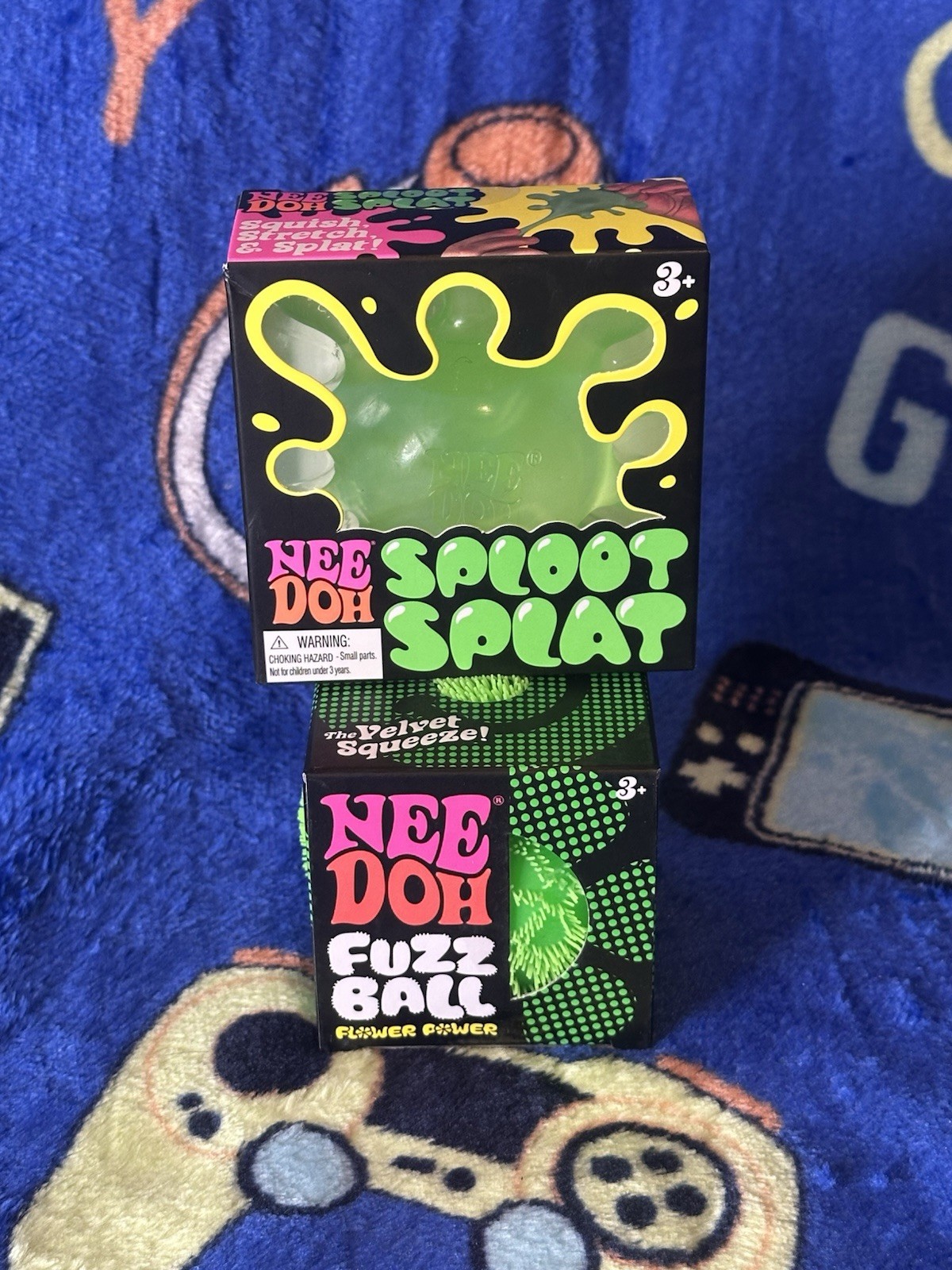 NeeDoh Lot Of 2! GREEN Fuzz Ball Flower Power & Sploot Splat AUTHENTIC NEW!