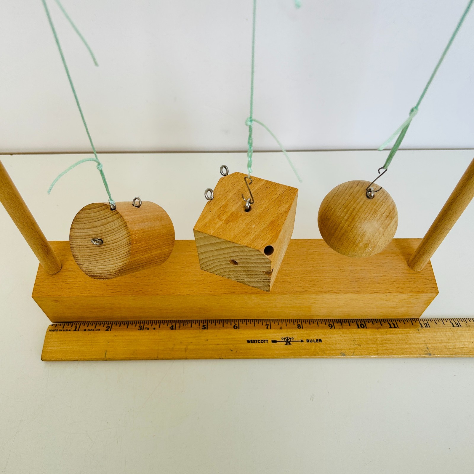 Froebel Gifts 2 Eunmel Spielgabe Hanging Block Educational Toy in Wood Box Swiss