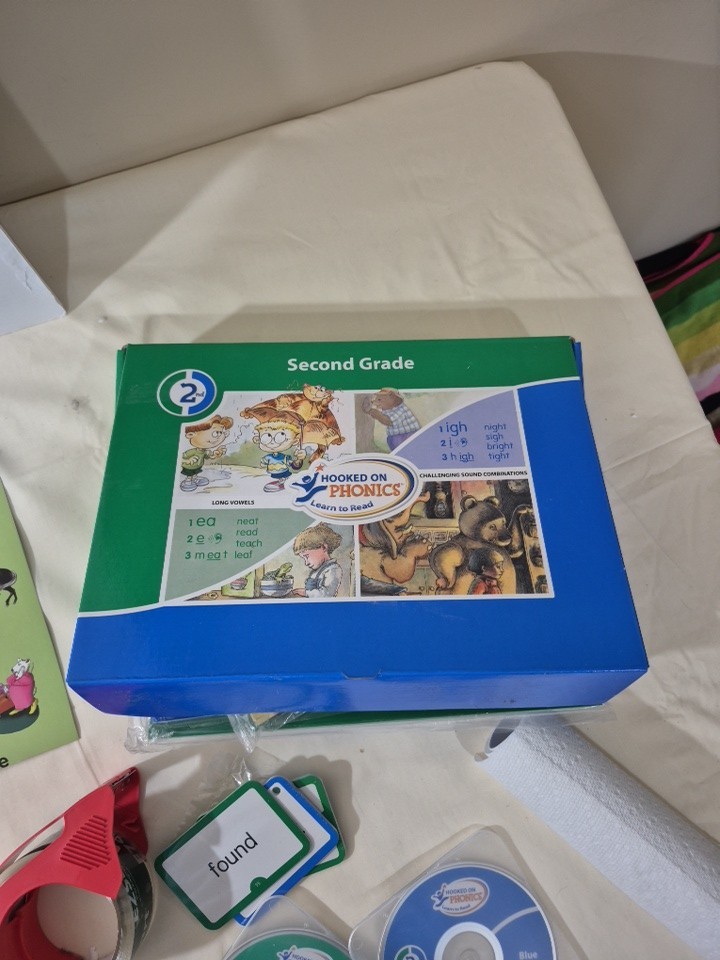 2005 Hooked On Phonics 1st Grade 2nd Grade HOP Learn to Read CDs for homeschool