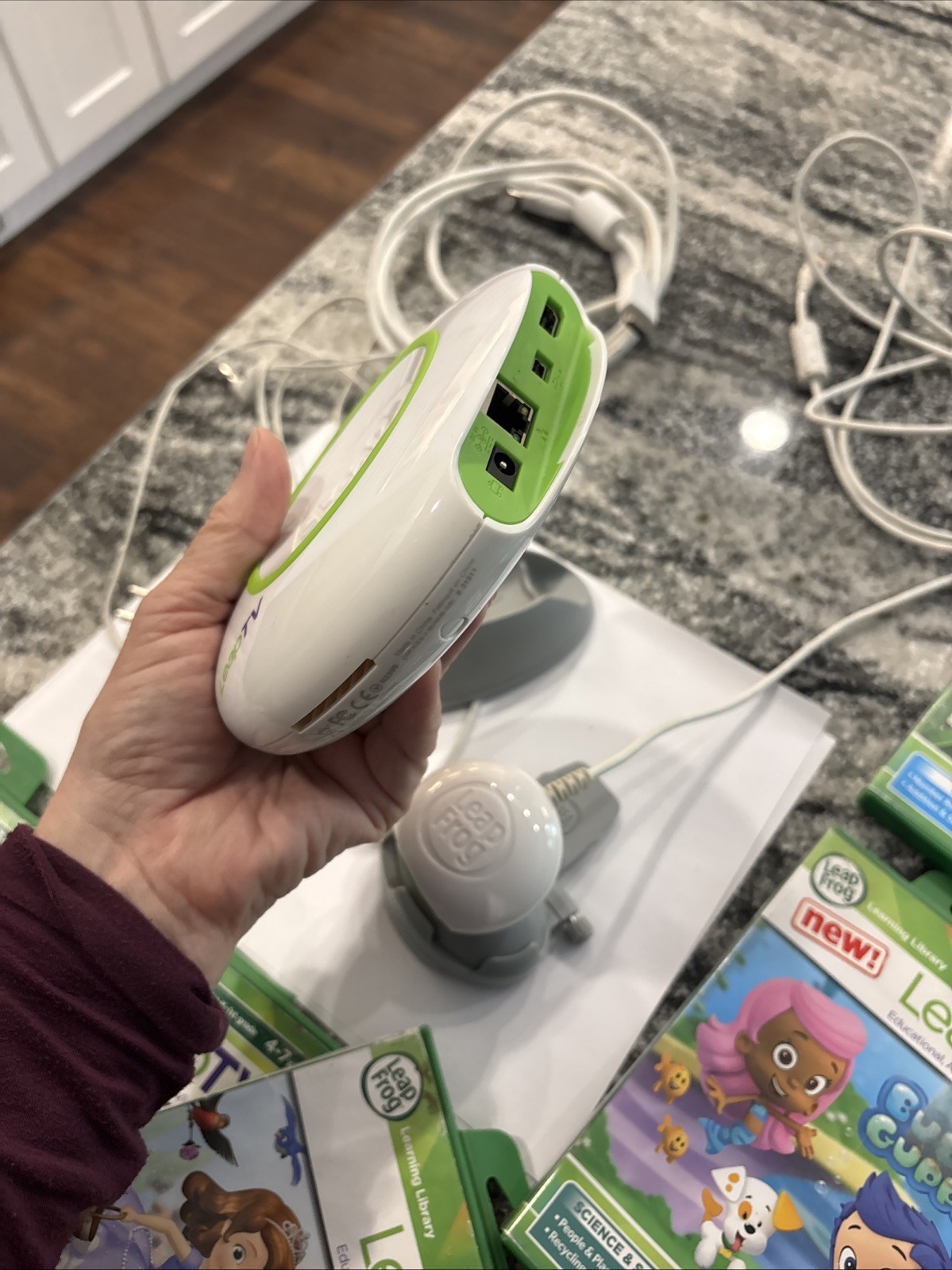 Leap Frog LeapTV Educational Video Gaming Console w/ Camera 6 Games Remotes