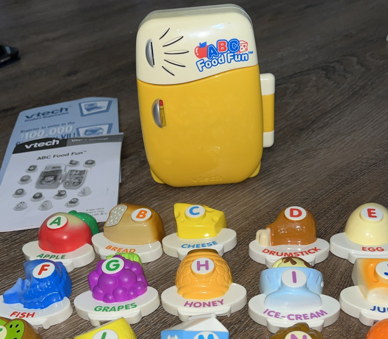Vtech ABC Alphabet Food Fun Refrigerator Letter Magnets Complete A-Z Works 2006