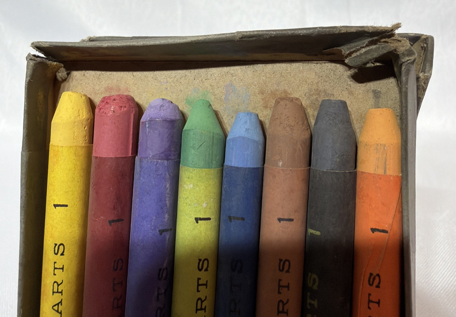 Vintage Milton Bradley Manual Arts Crayon Set No1 – Springfield MASS