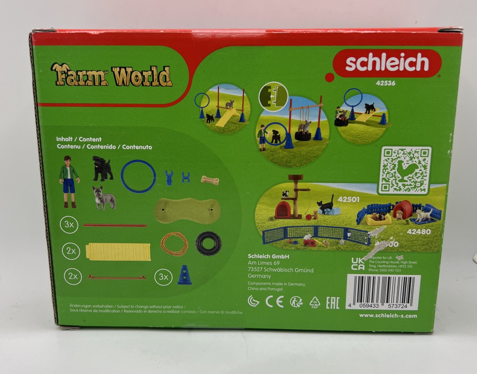 SCHLEICH 42536 Puppy Agility Training Farm World Toy Playset 20 Piece