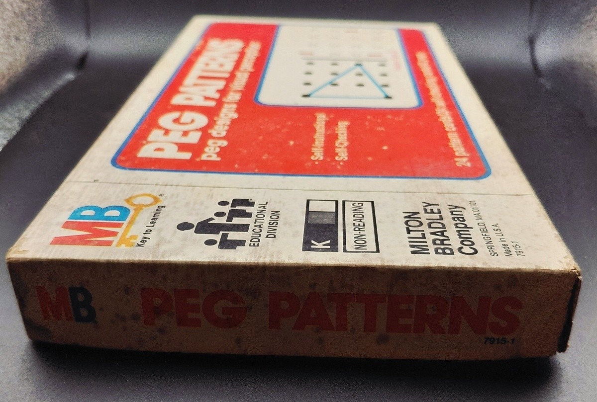 Vintage 1971 Milton Bradley Peg Patterns Educational Game Complete 8526