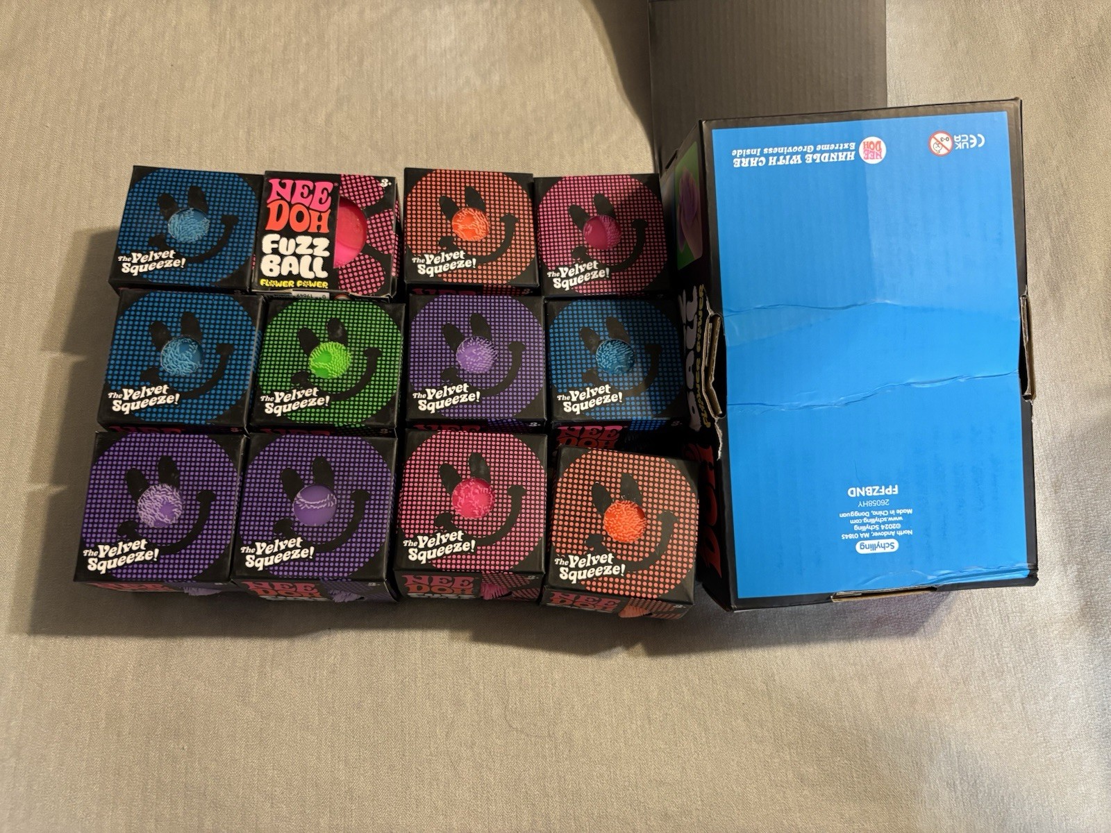Nee Doh Fuzz Ball Flower Power Lot Of 12 W/display