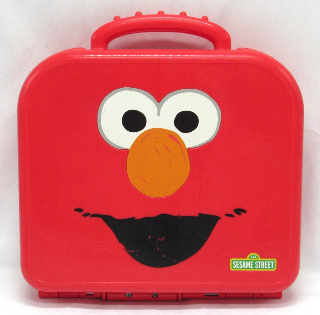 Sesame Street Elmo’s On The Go Letters Alphabet Carry Case COMPLETE