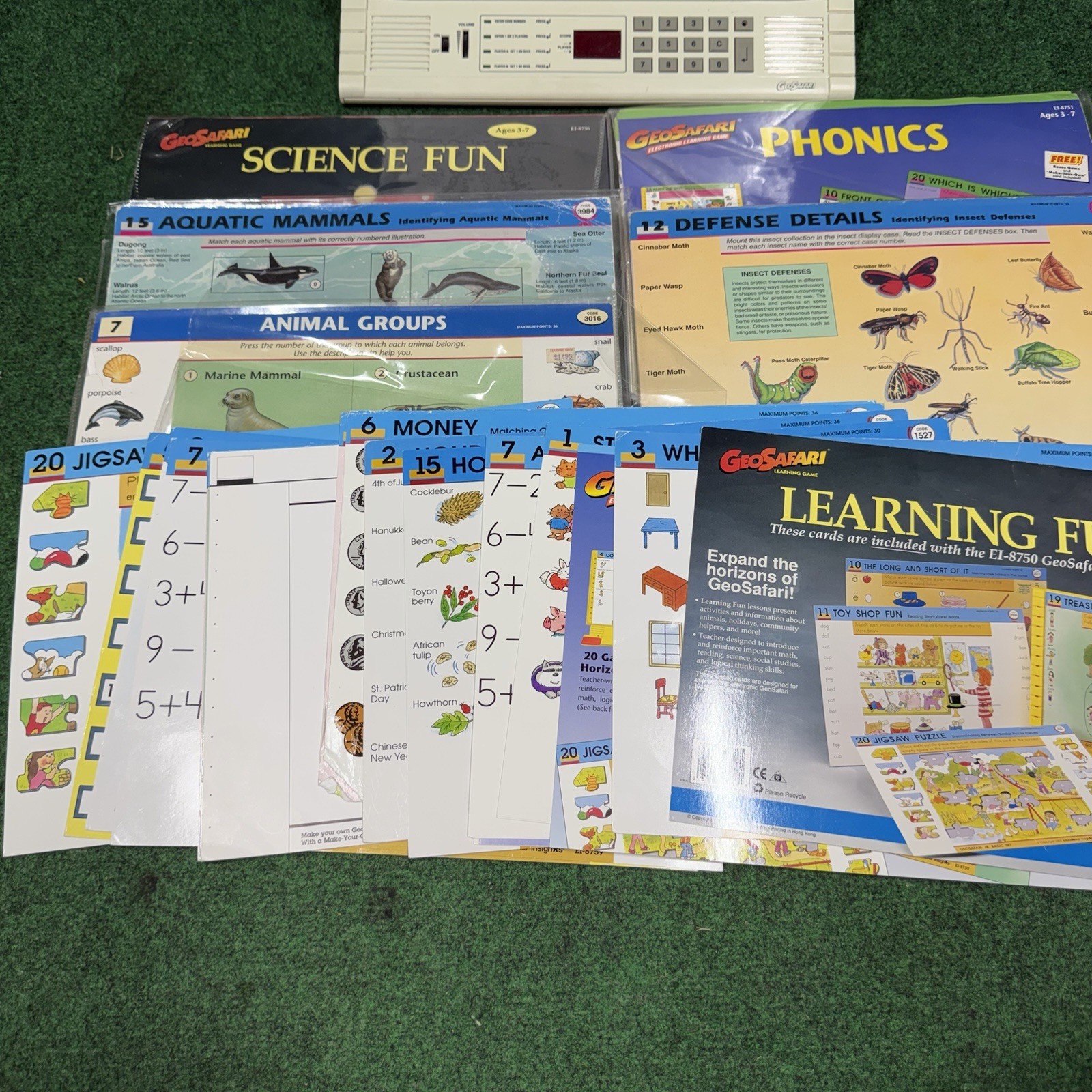 Vintage GeoSafari EI-8800 Electronic Learning Game w/ 80 Cards & Bag – Tested